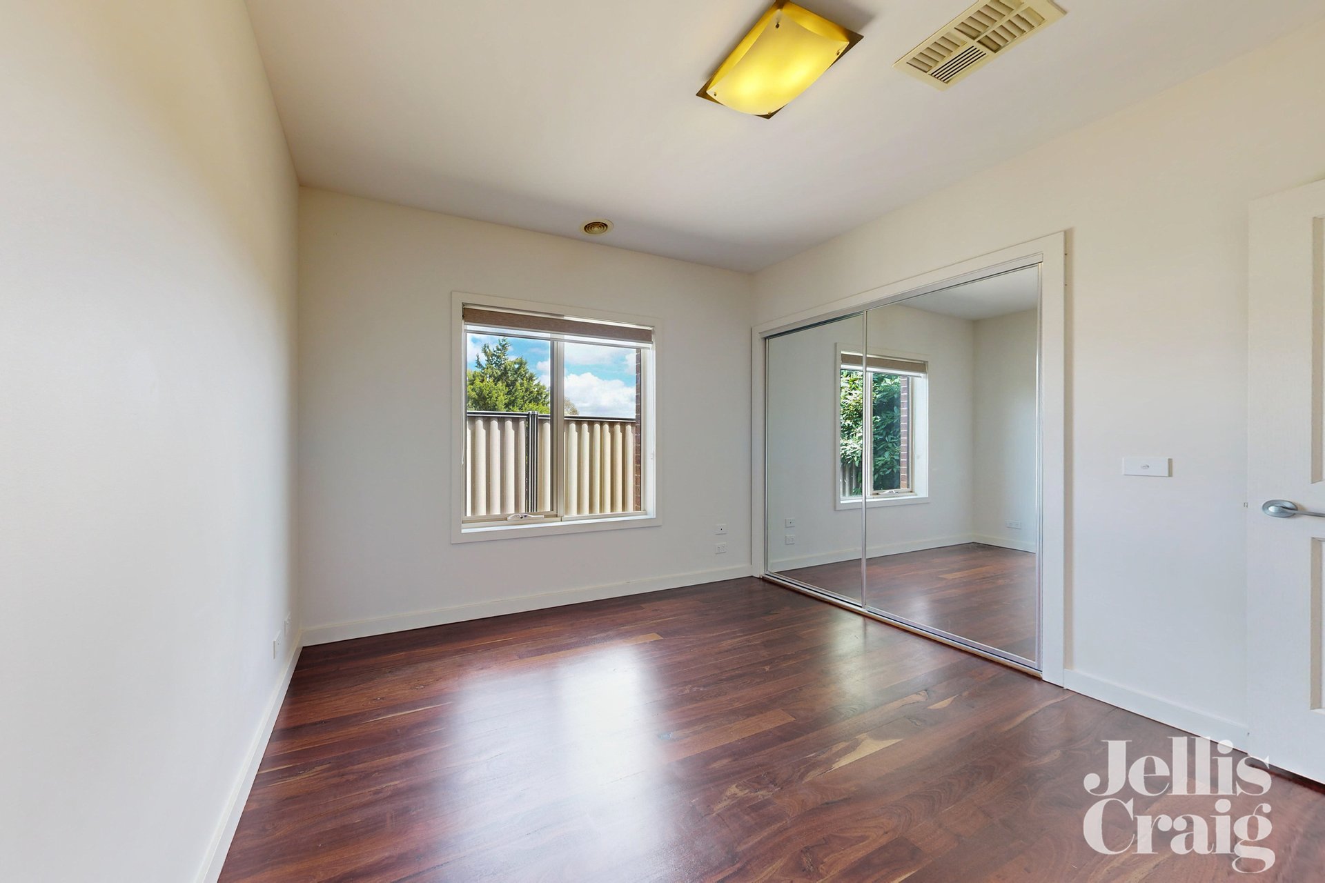 5/132 Lebanon Street, Strathmore image 9