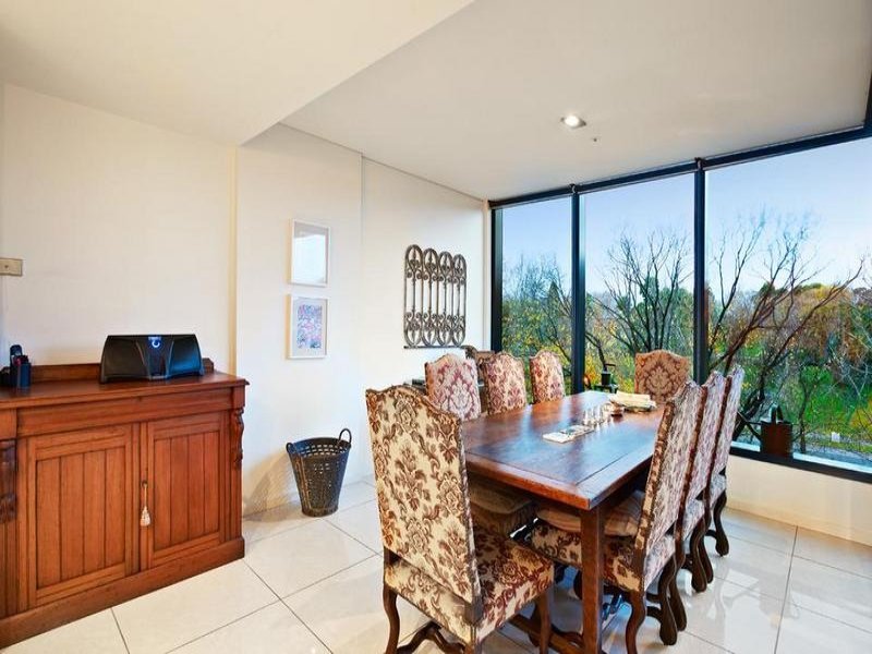 513/250 St Kilda Road, Melbourne image 5