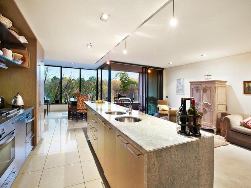 513/250 St Kilda Road, Melbourne image 7
