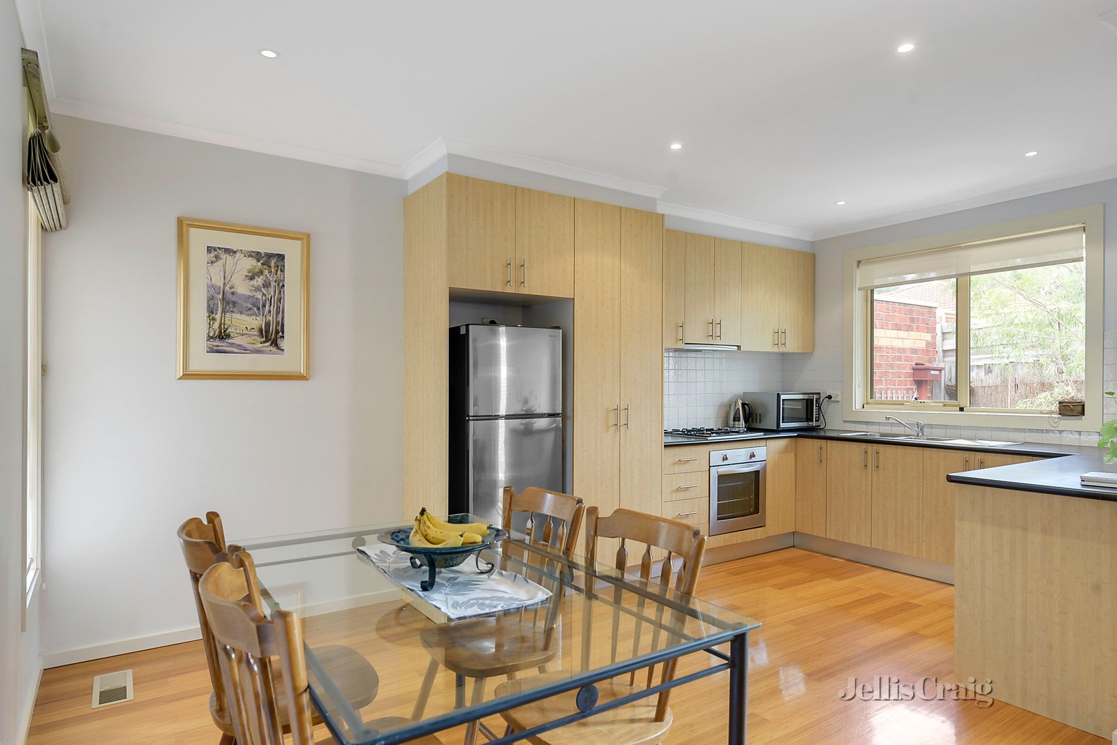 5/14 Fernside Avenue, Briar Hill image 2