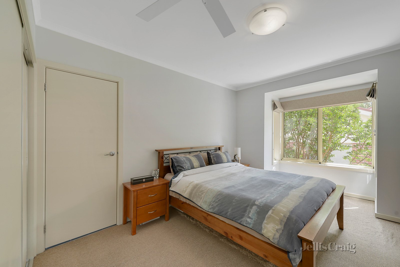 5/14 Fernside Avenue, Briar Hill image 4