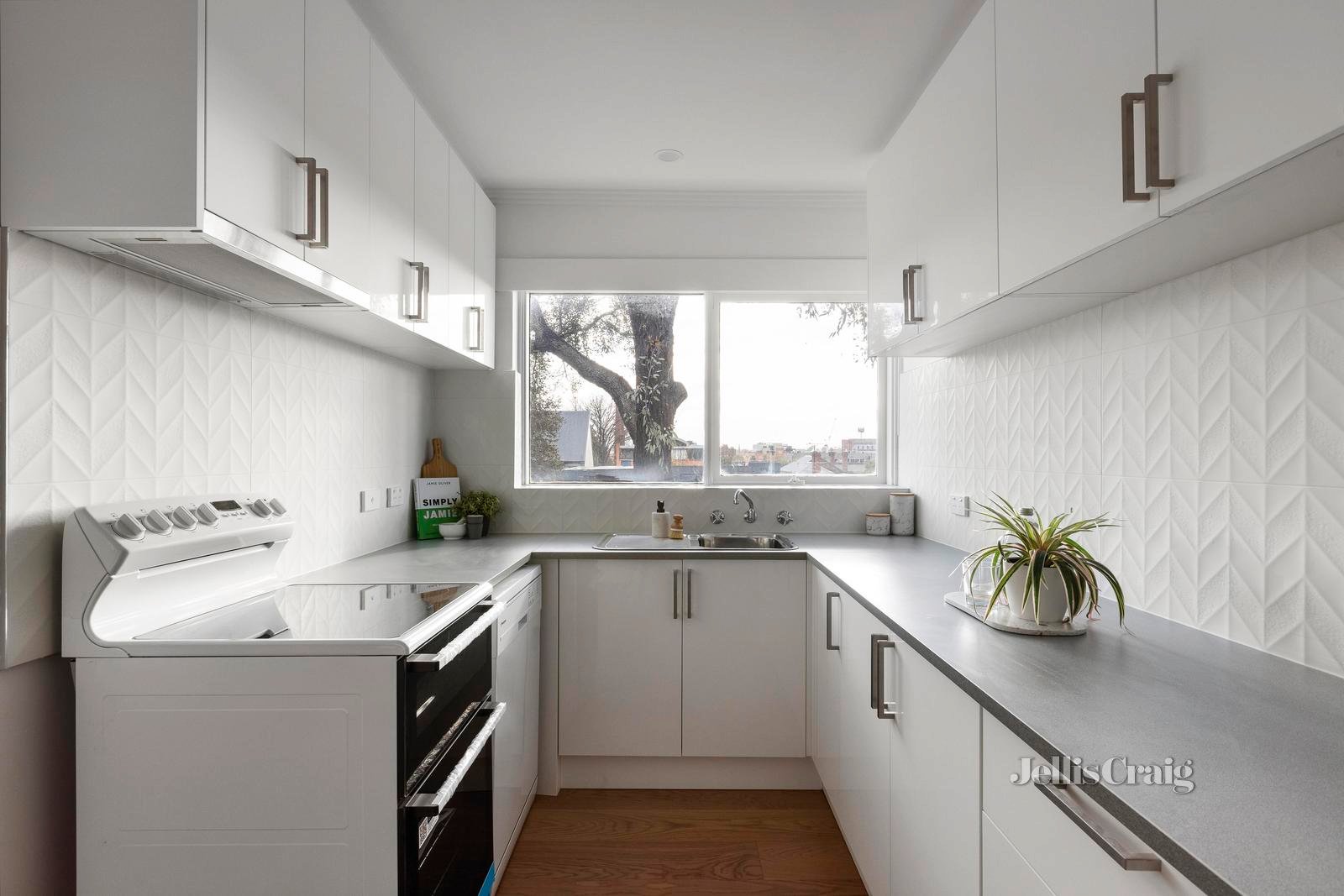 51/40 King William Street, Fitzroy image 7