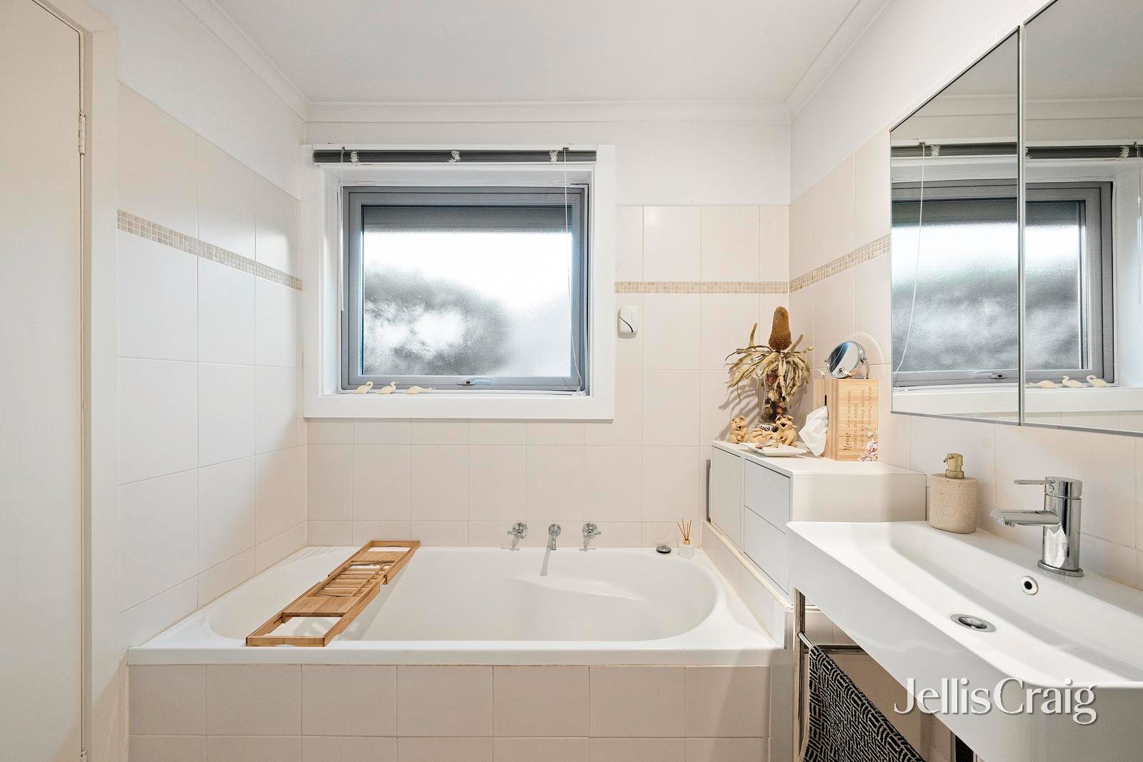 5/144 Mitcham Road, Donvale image 7