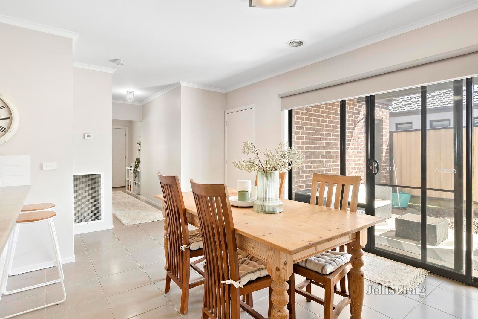 5/1446A Gregory Street, Lake Wendouree image 4