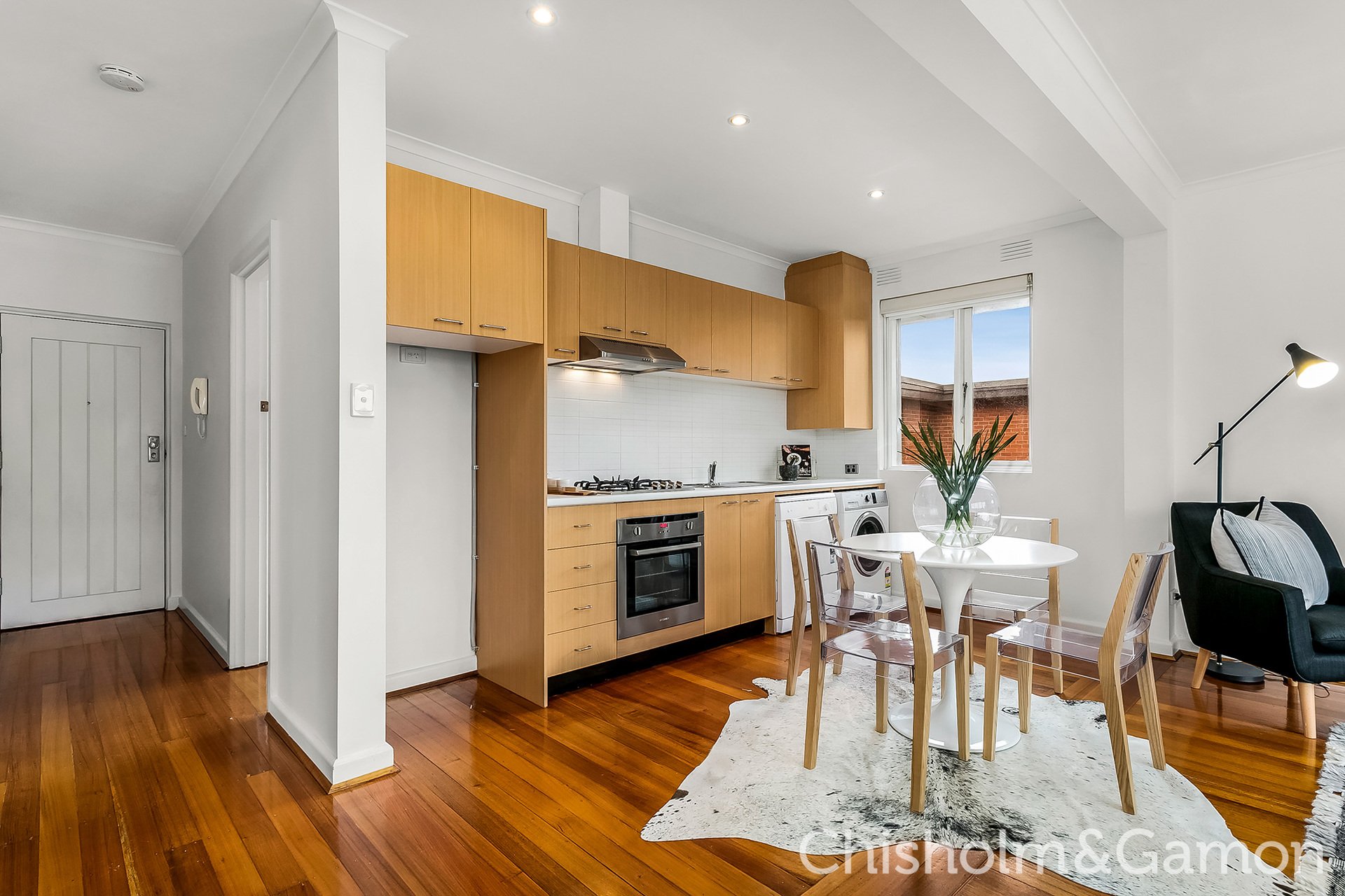 5/145 Glen Huntly Road, Elwood image 3