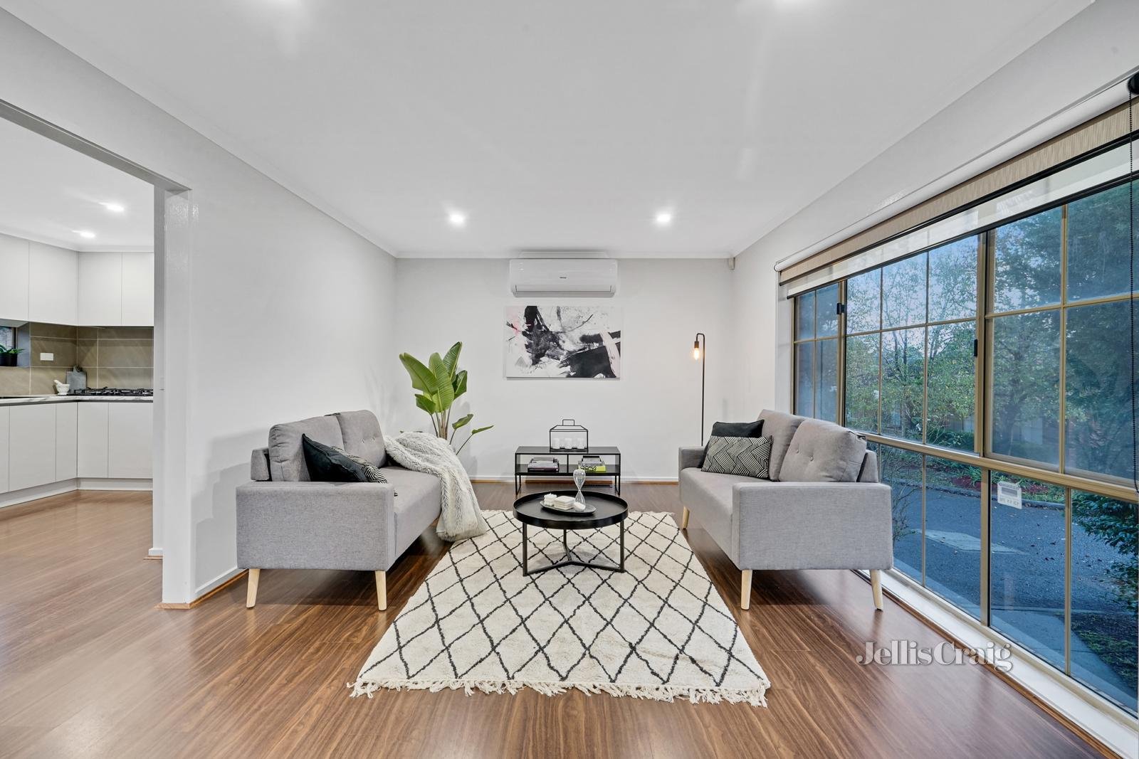 5/147-149 Ferntree Gully Road, Mount Waverley image 1