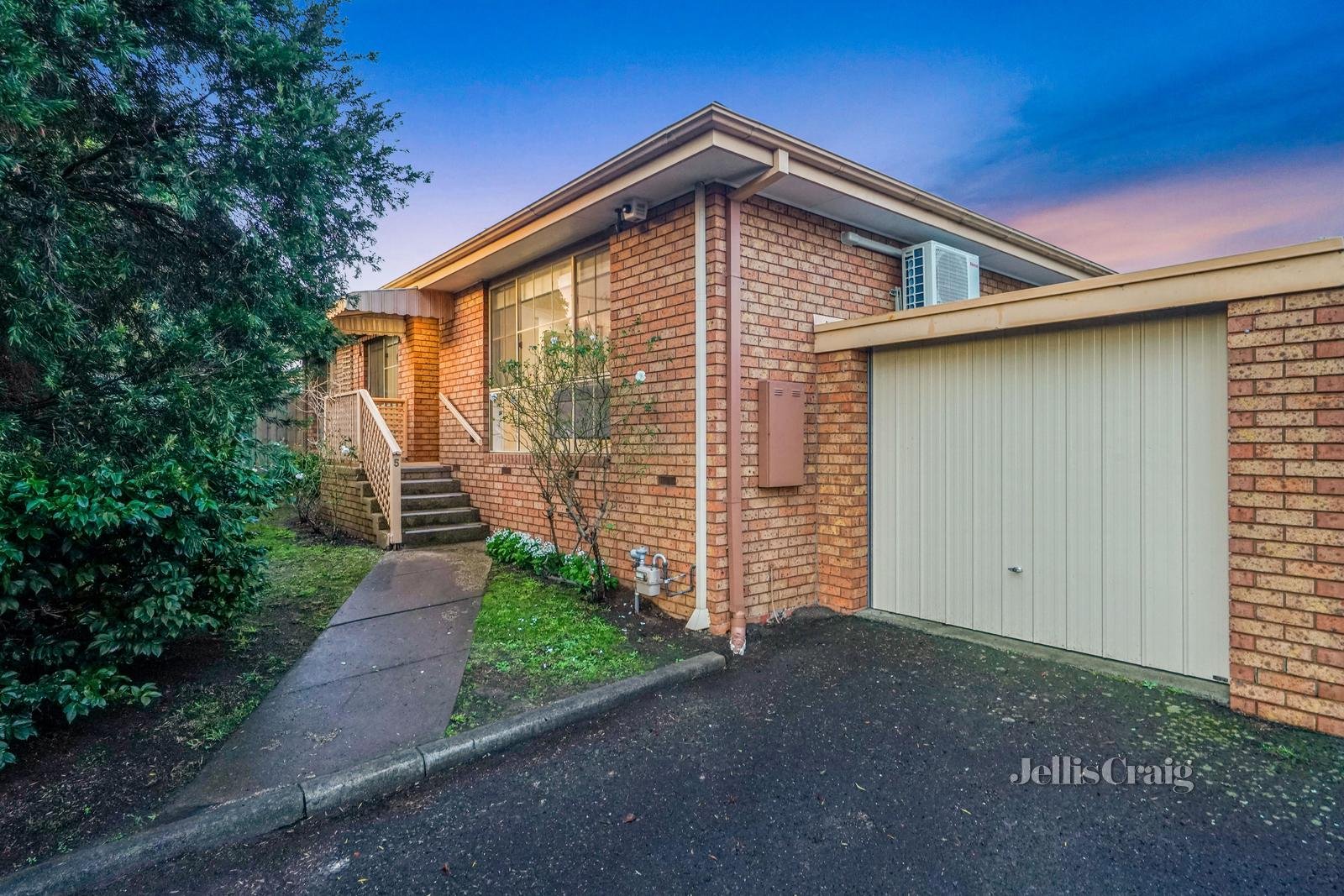 5/147-149 Ferntree Gully Road, Mount Waverley image 3