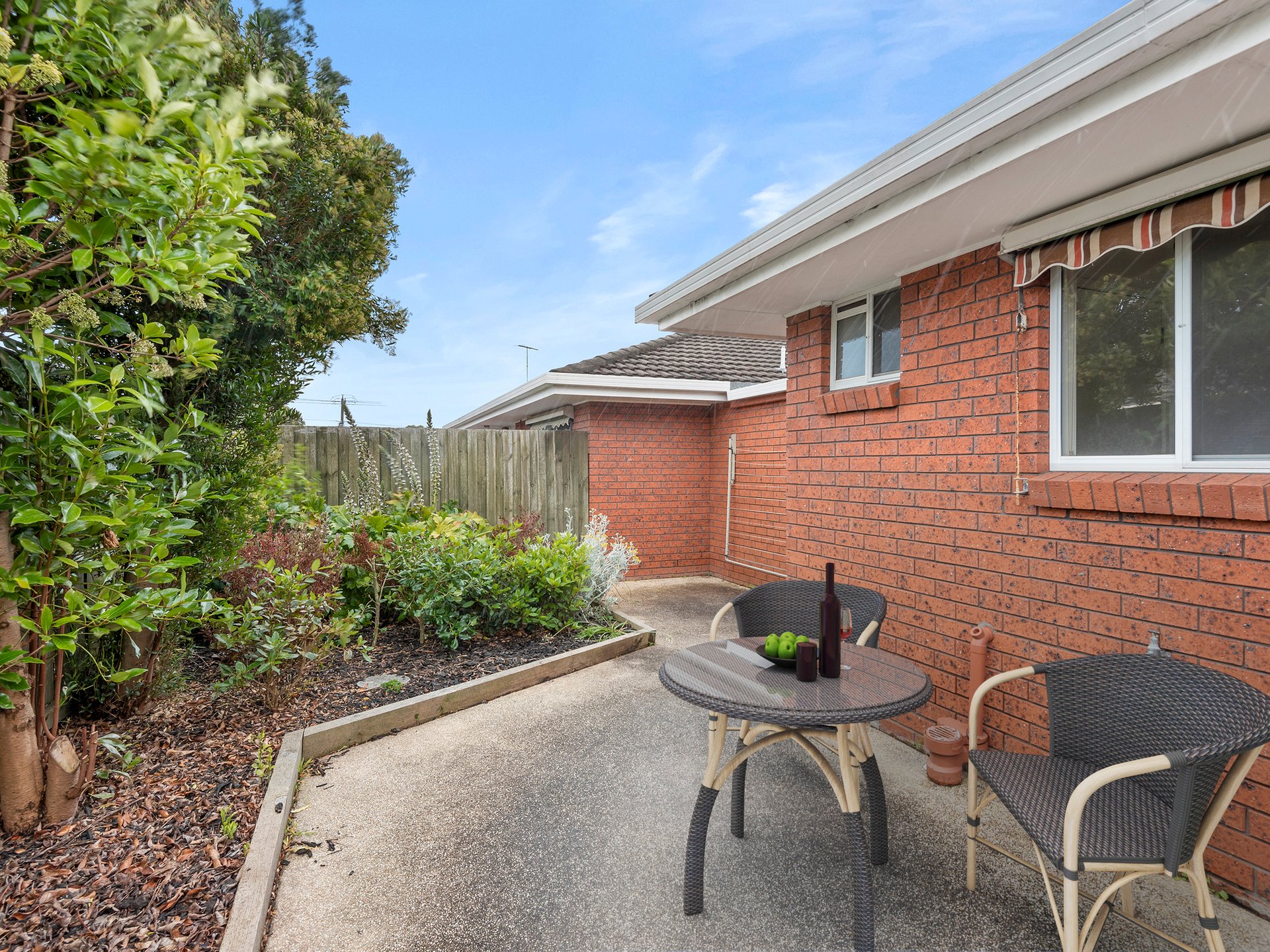 5/147 Roslyn Road, Belmont image 2