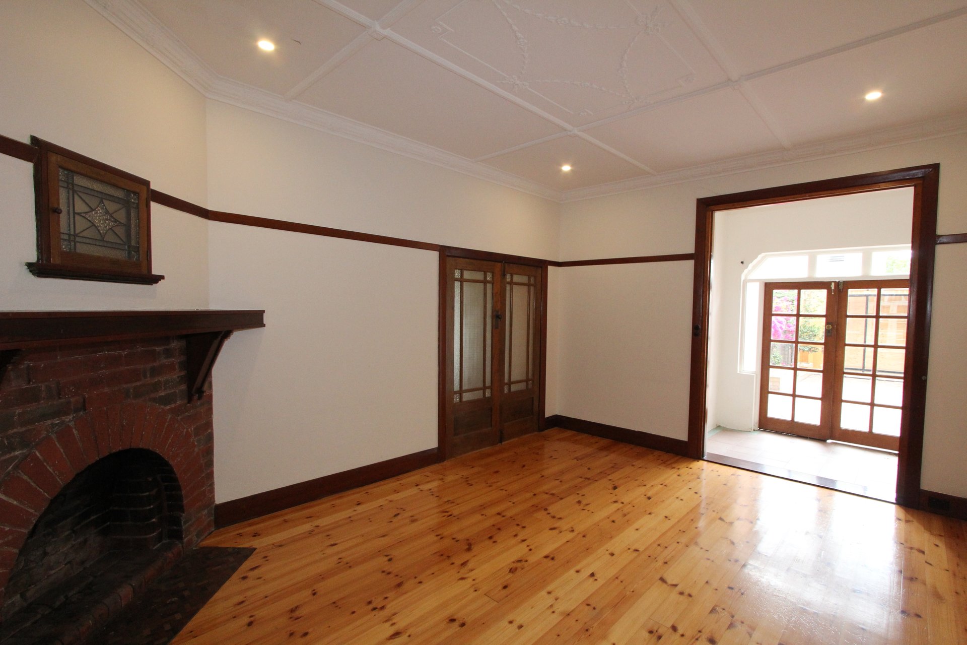 Property Gallery Thumbnail 3