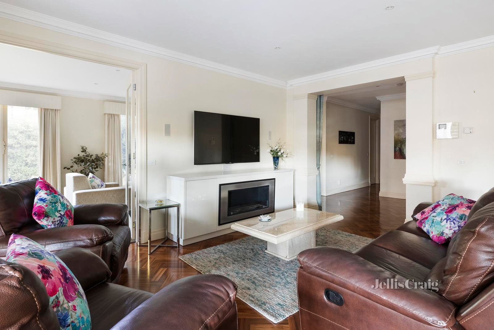 5/151 St Helena Road, Greensborough image 5