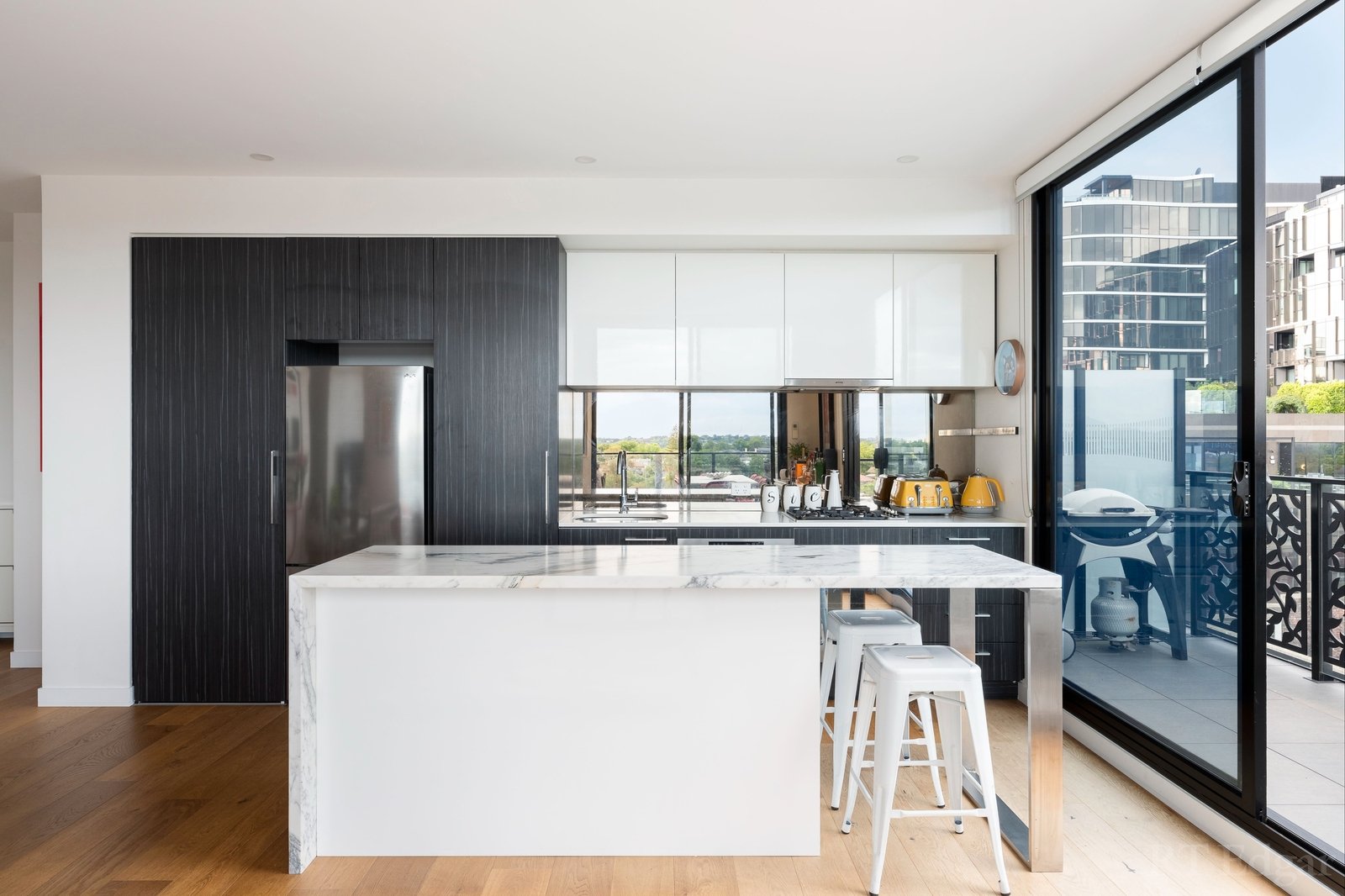 Property Gallery - Main Image
