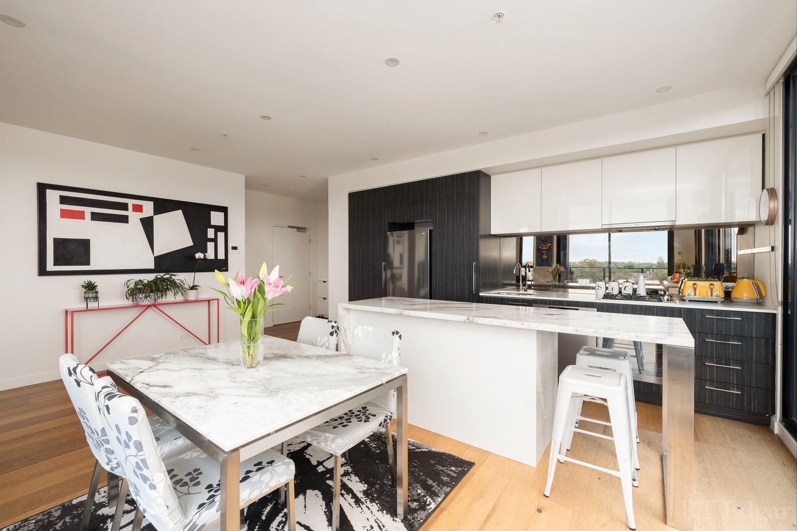 Property Gallery Thumbnail 4