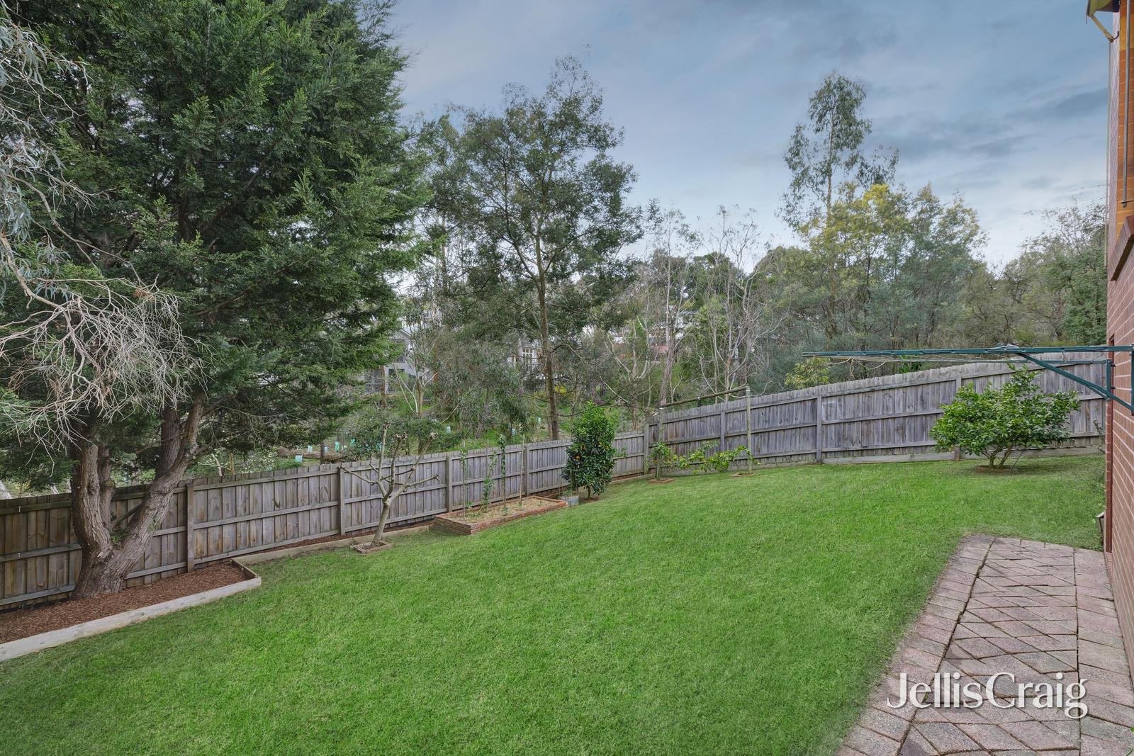 5/1573 Main Road, Research image 10