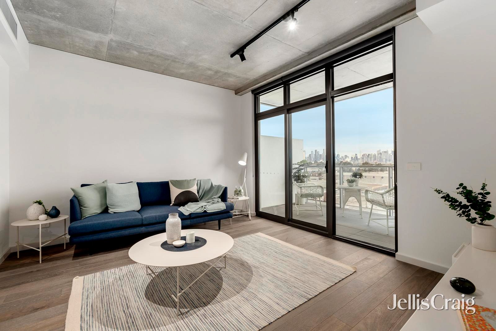 515/77 Hobsons Road, Kensington image 1