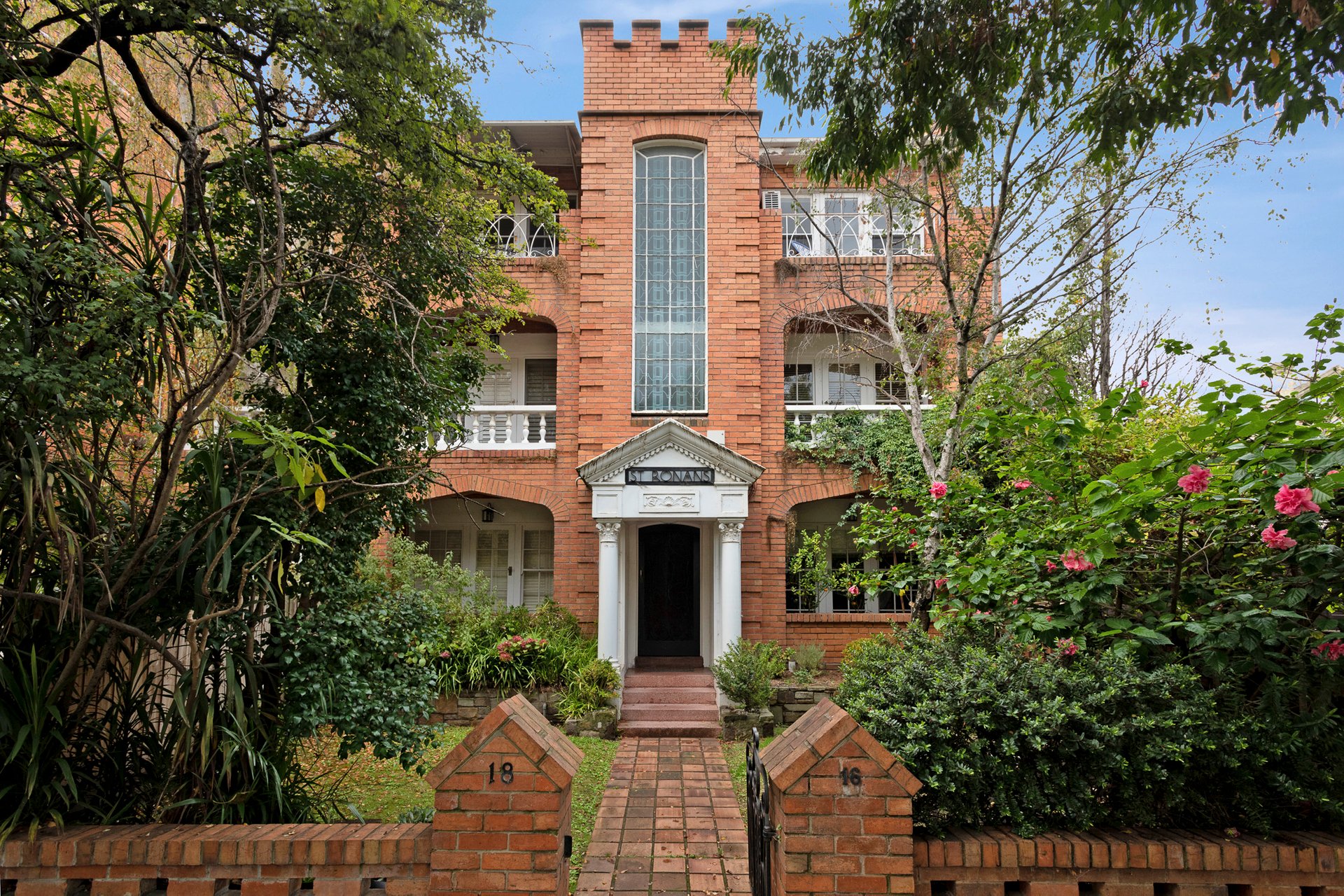 Property Gallery Thumbnail 6