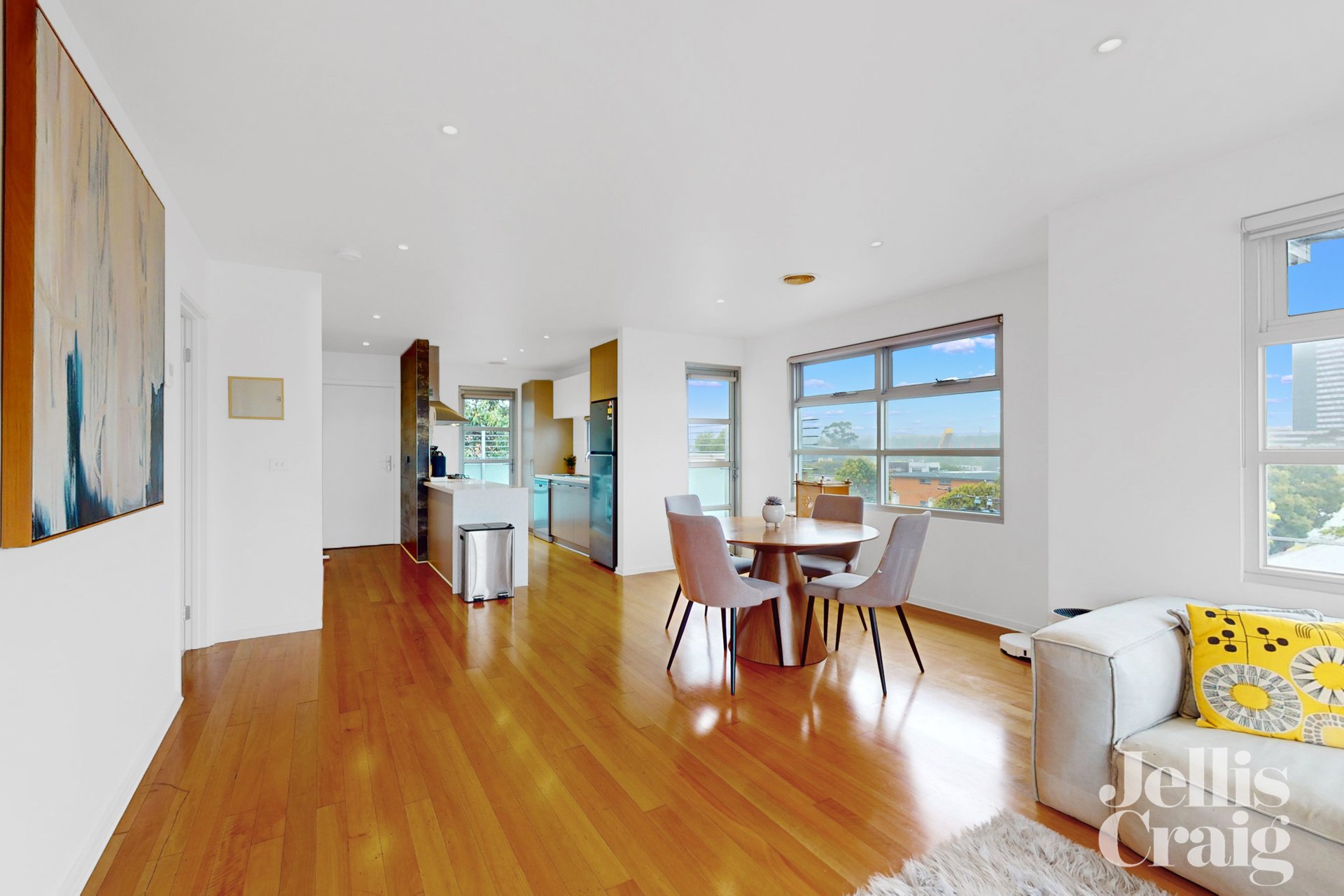 5/16 Bignell Street, Flemington image 5