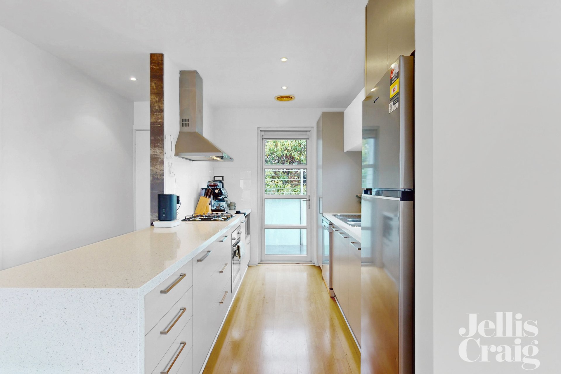 5/16 Bignell Street, Flemington image 1