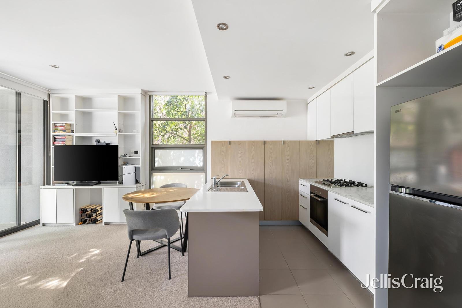 5/16 Elizabeth Street, Malvern image 2