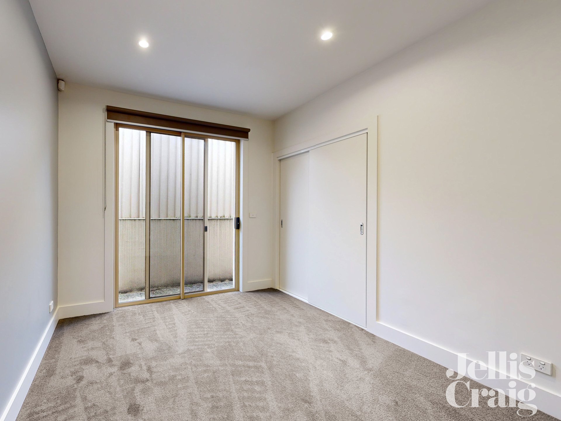 5/16 Lind Street, Strathmore image 6