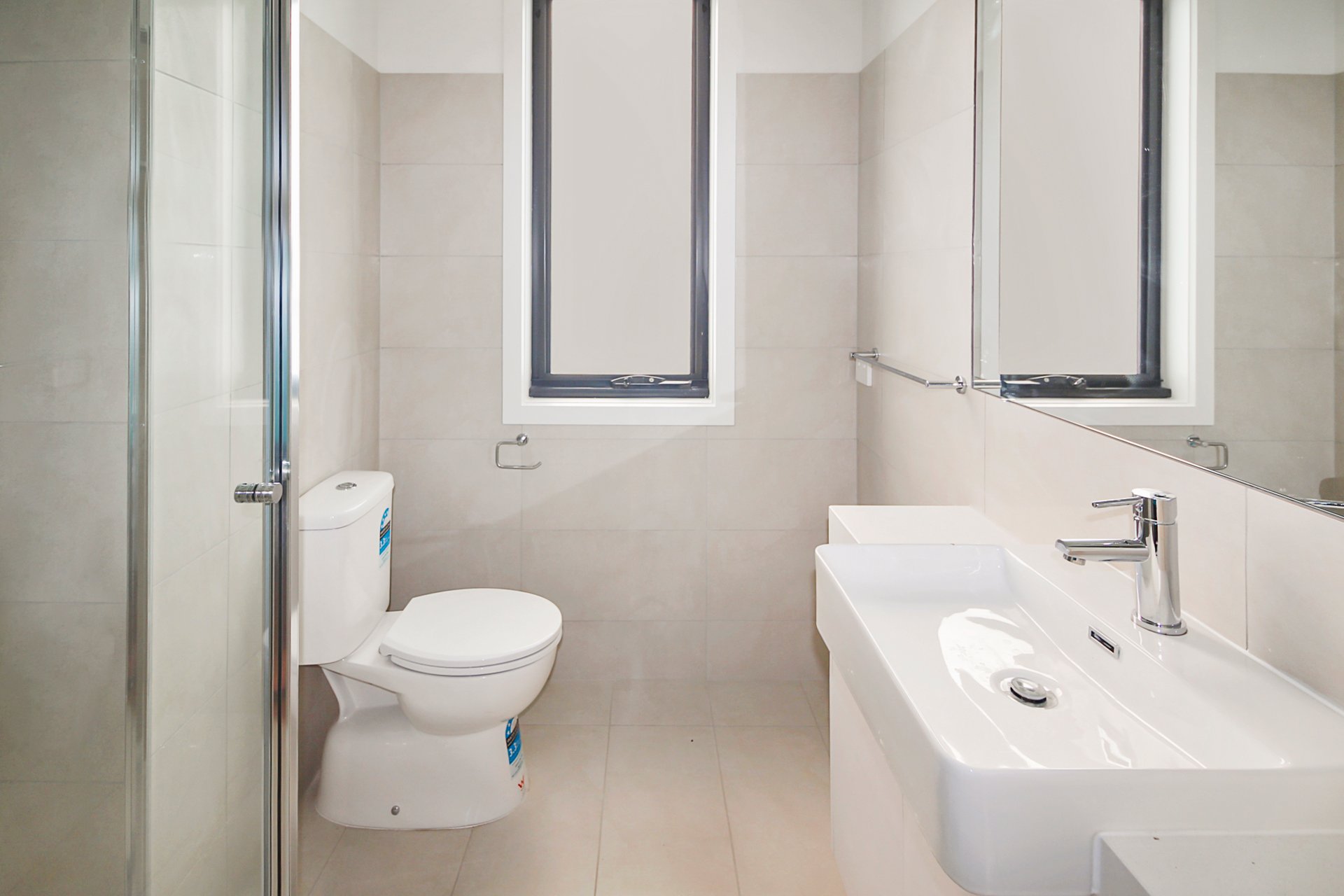 5/16 Mundy Street, Geelong image 4