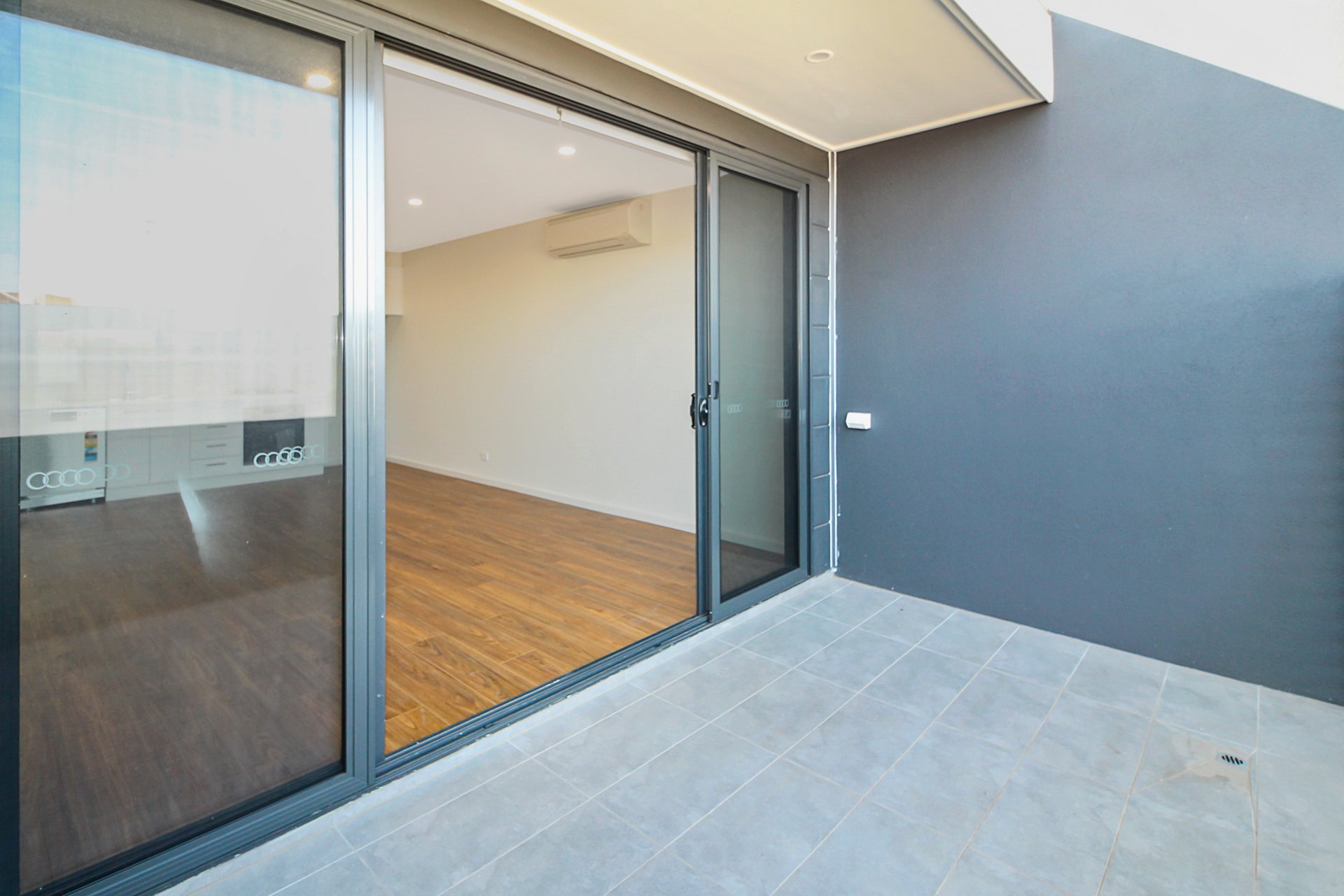 5/16 Mundy Street, Geelong image 5