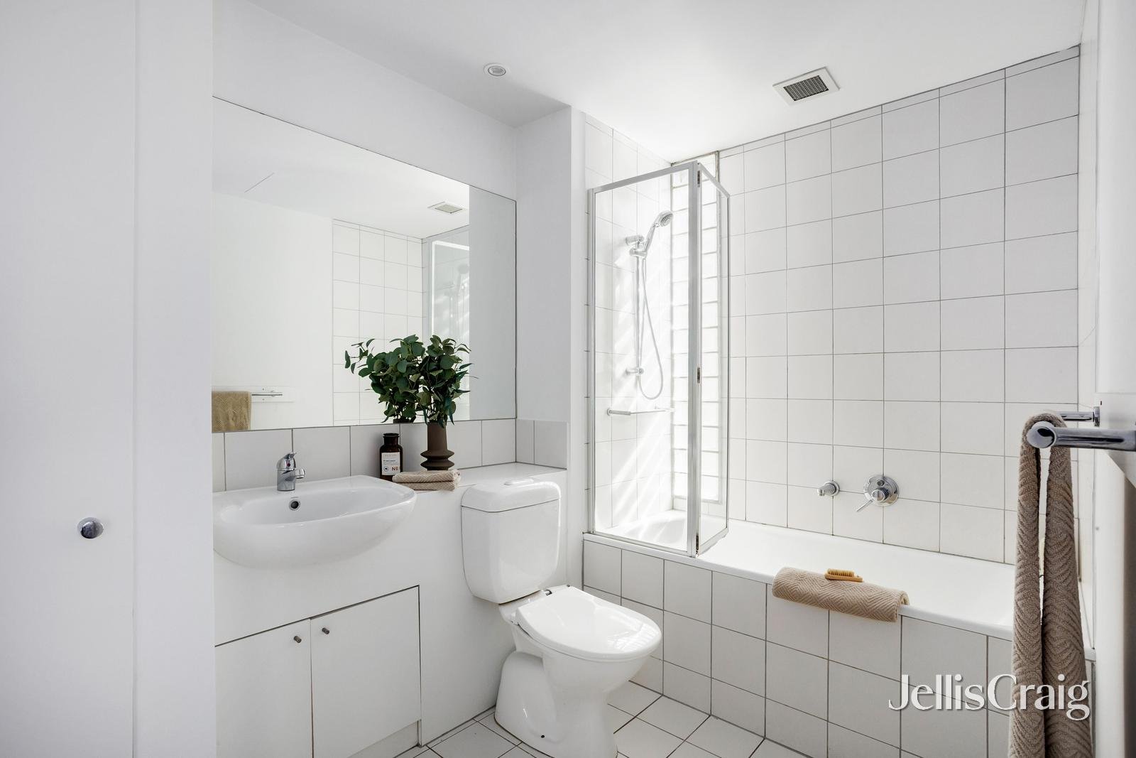 5/16 St Leonards Avenue, St Kilda image 6