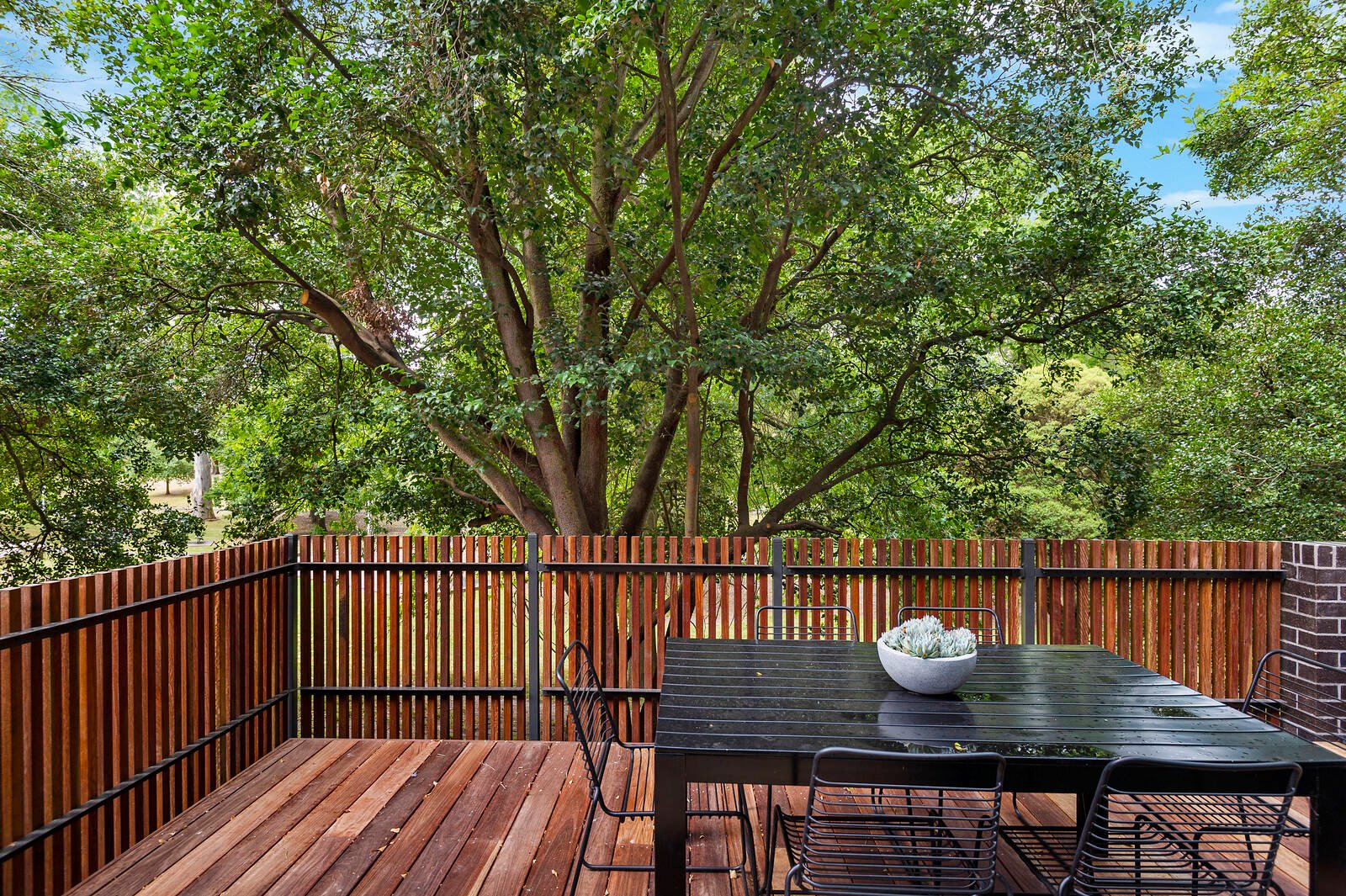 Property Gallery - Main Image