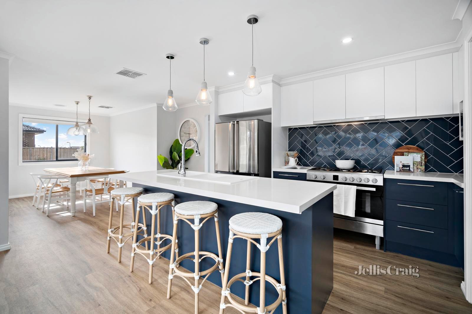 516 Wiltshire Lane, Winter Valley image 5