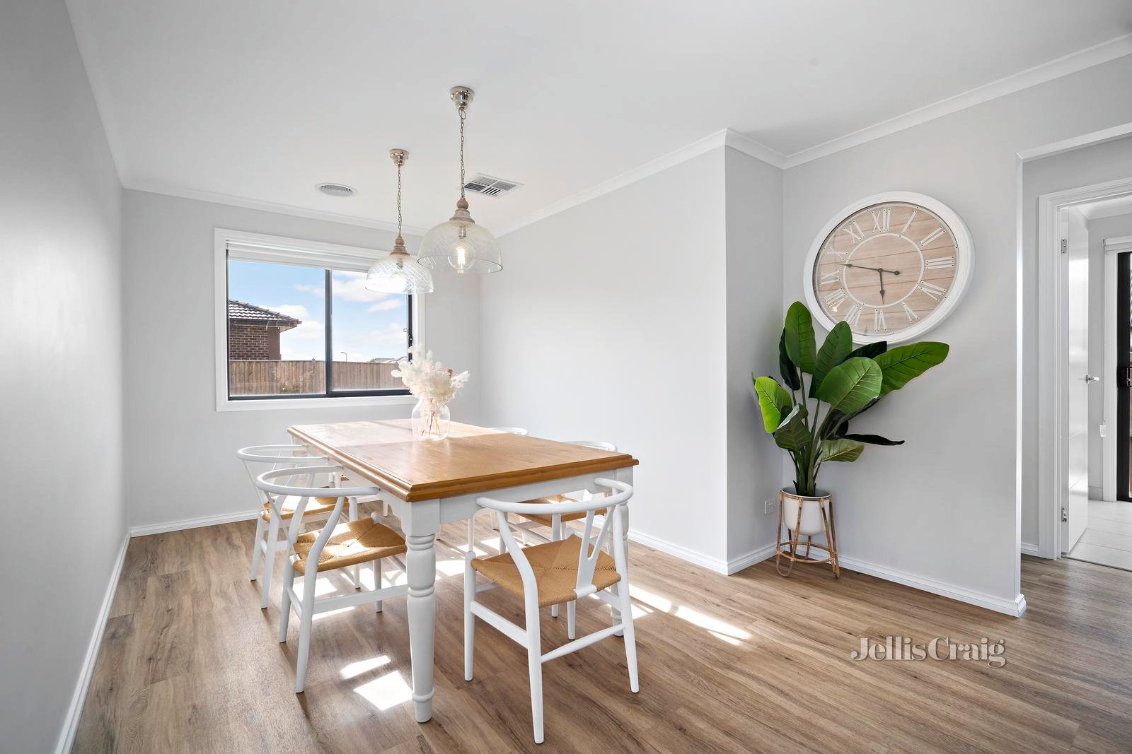 516 Wiltshire Lane, Winter Valley image 6