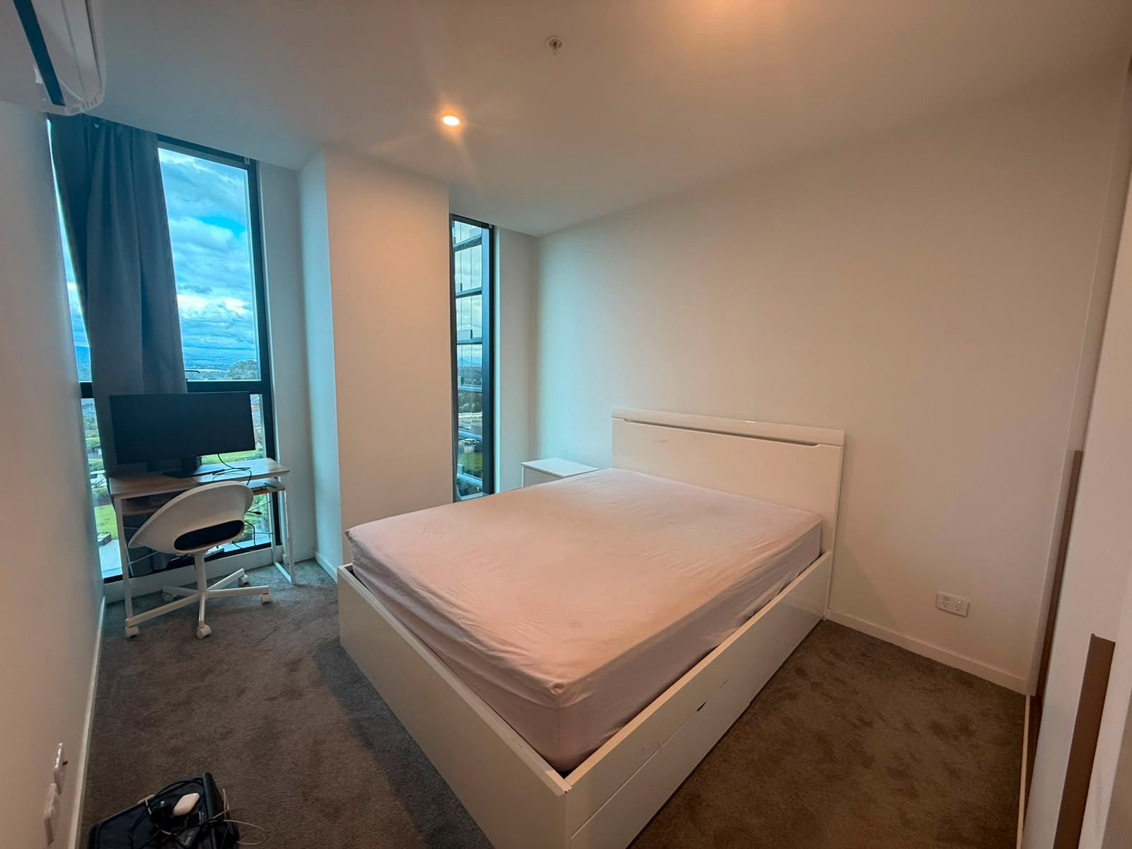 516/23 O'Sullivan Road, Glen&nbsp;Waverley image 4