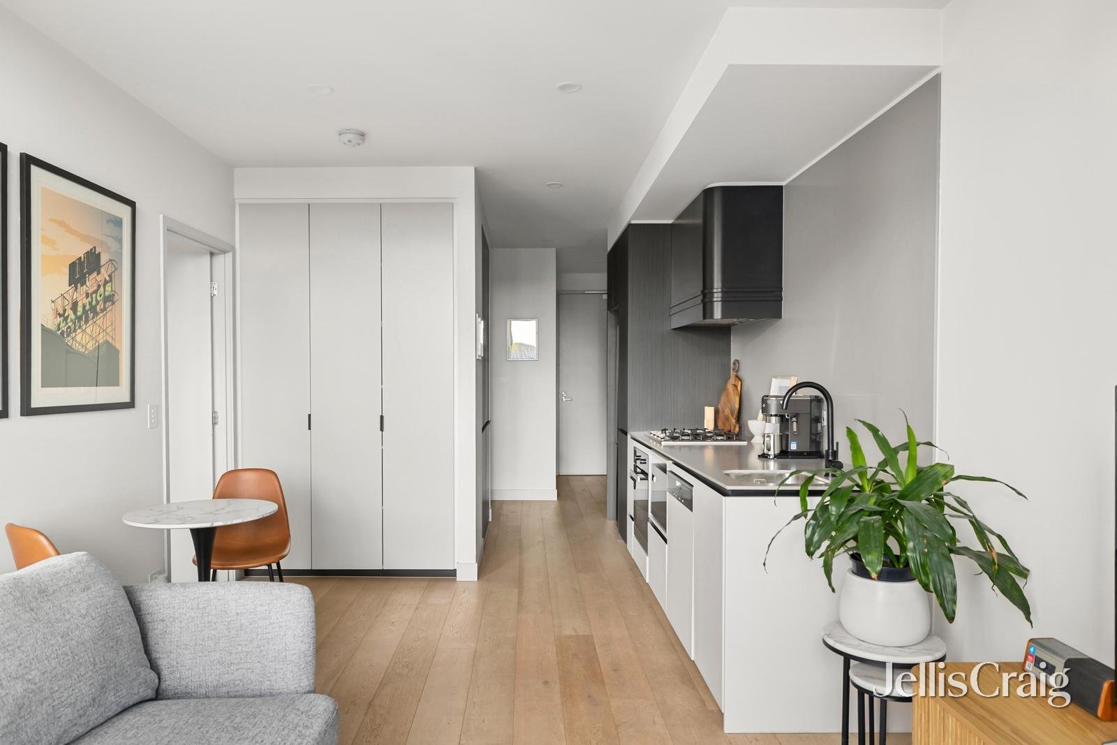 516/33 Judd Street, Richmond image 3