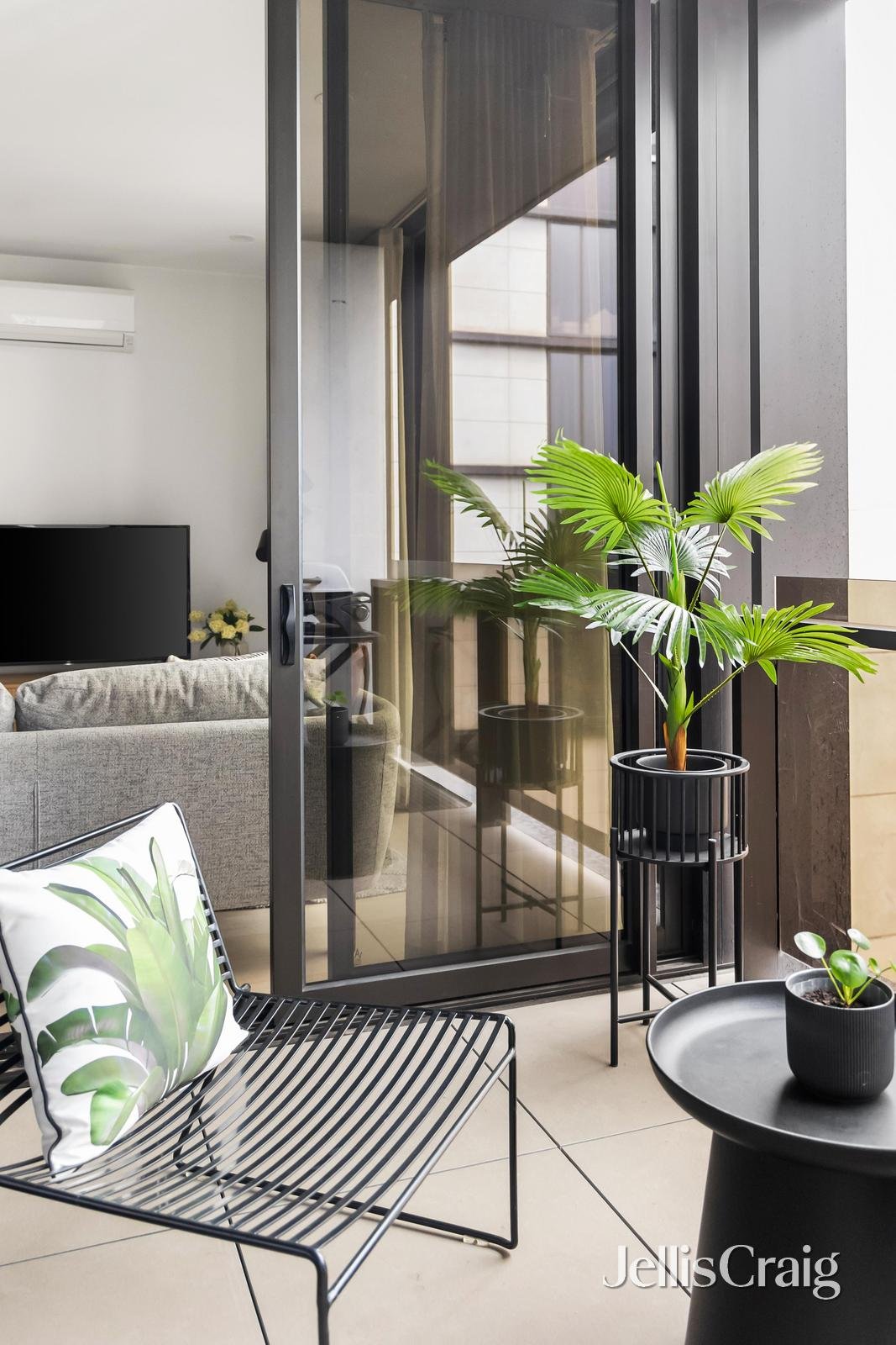 516/33 Judd Street, Richmond image 6