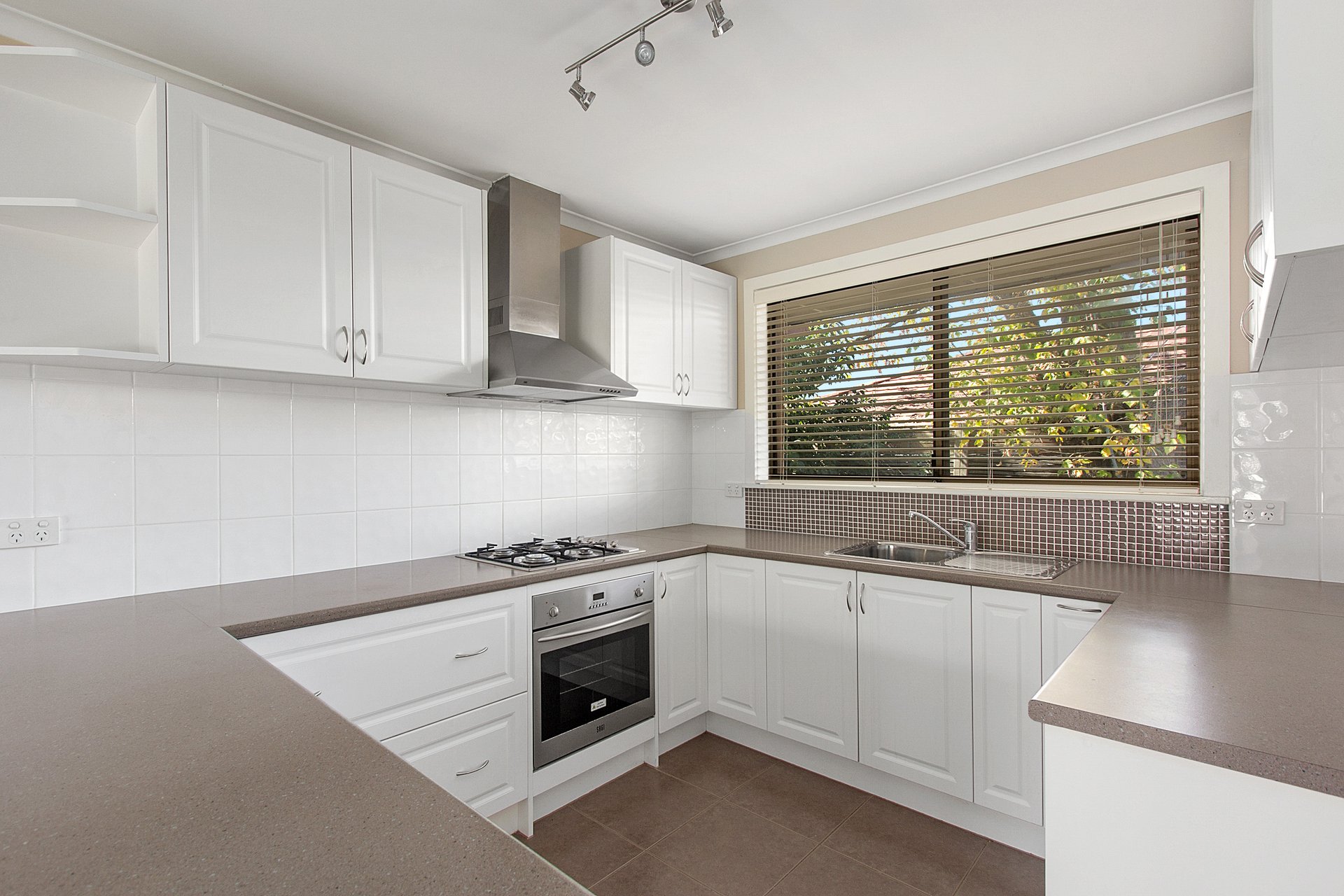 5/164 Mount Dandenong Road, Croydon image 7