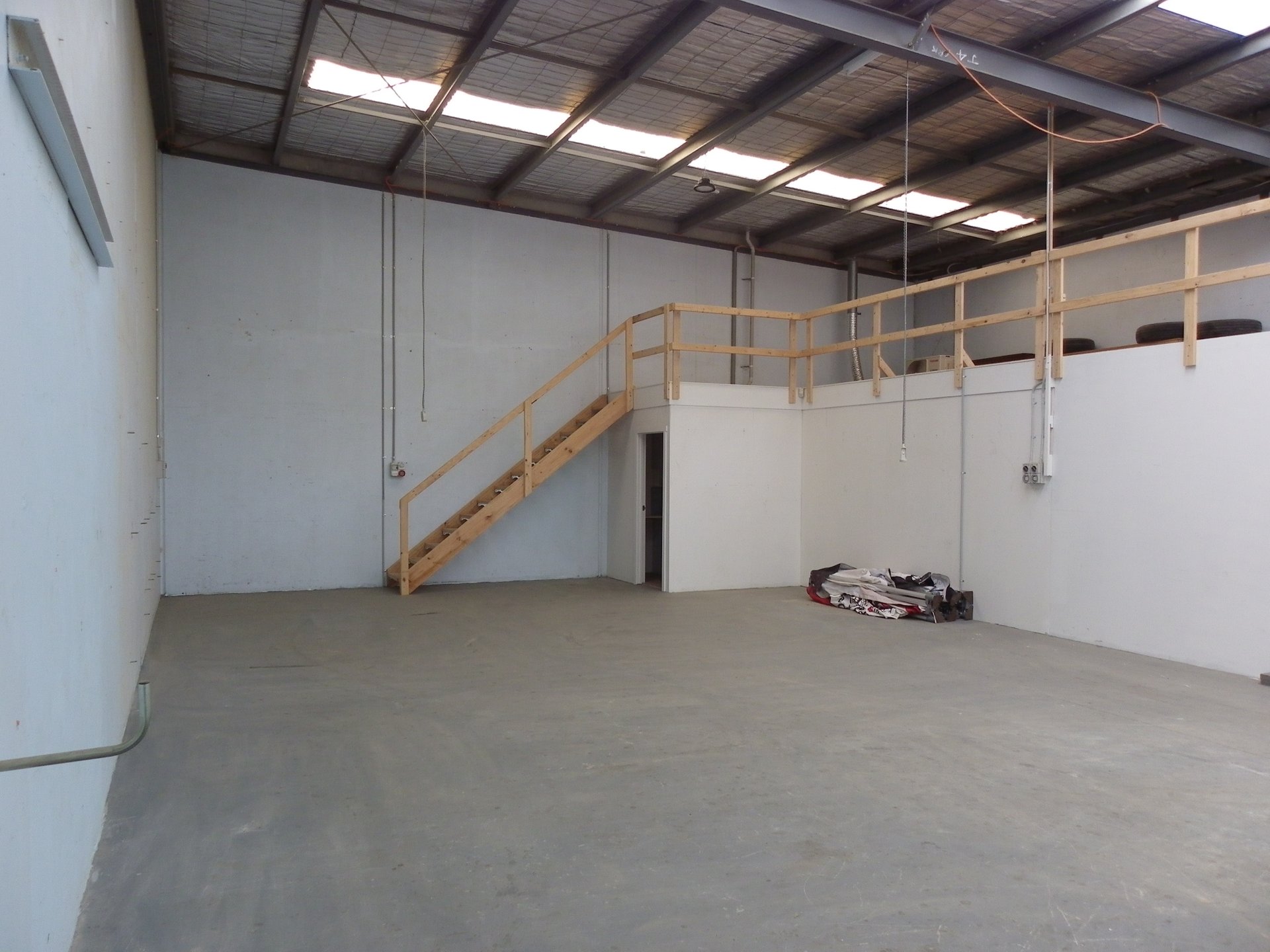 51/65 Canterbury Road, Montrose image 5