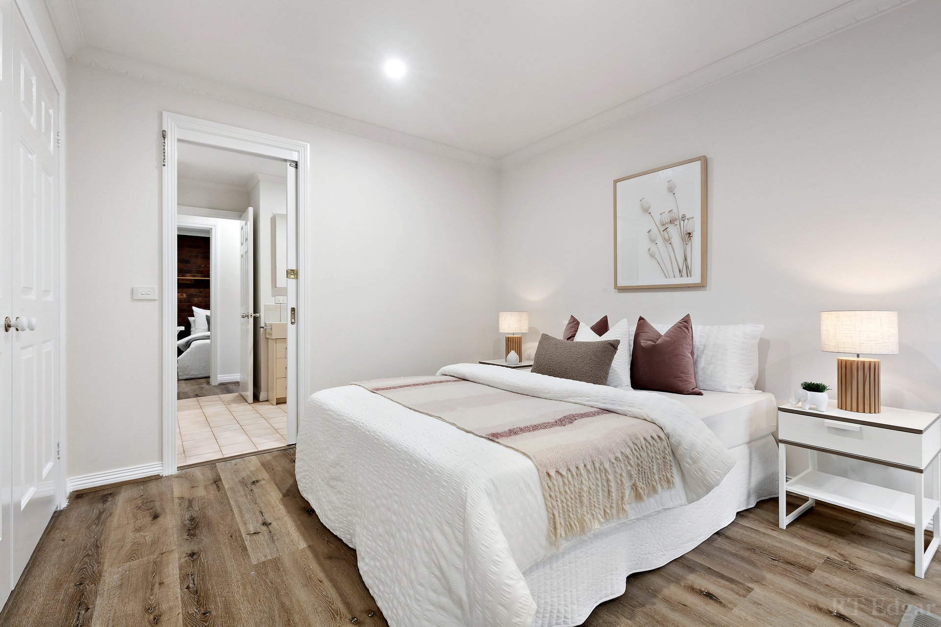 Property Gallery Thumbnail 4