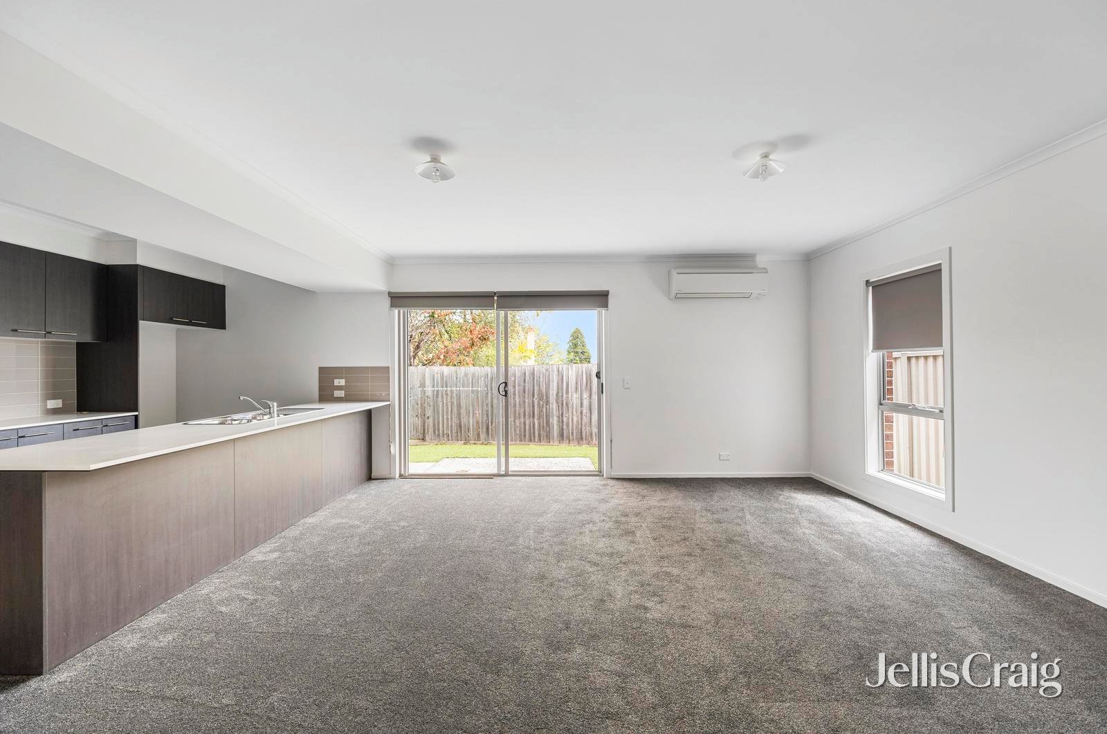 5/17 Burnbank Street, Lake Wendouree image 3