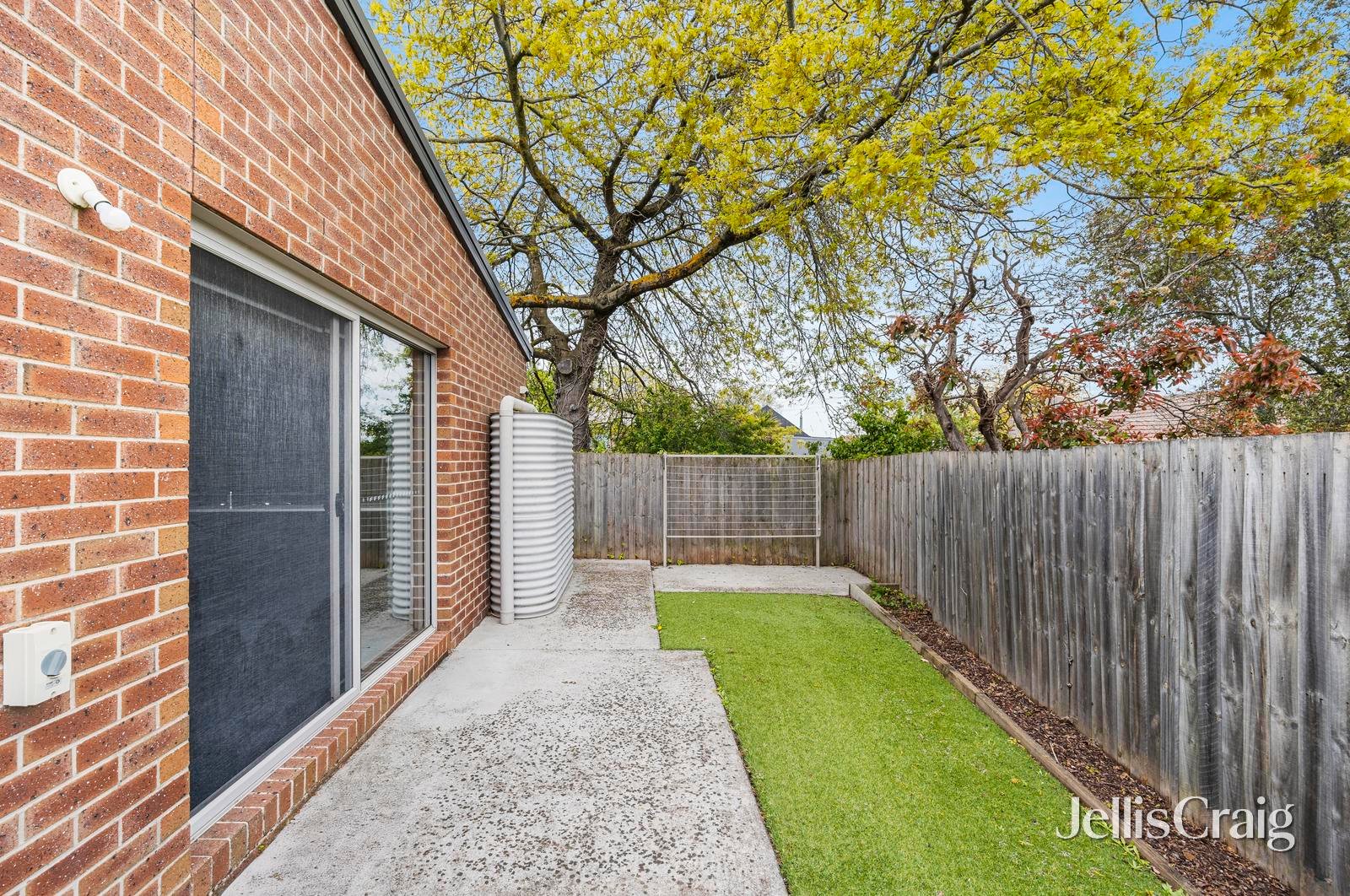 5/17 Burnbank Street, Lake Wendouree image 8