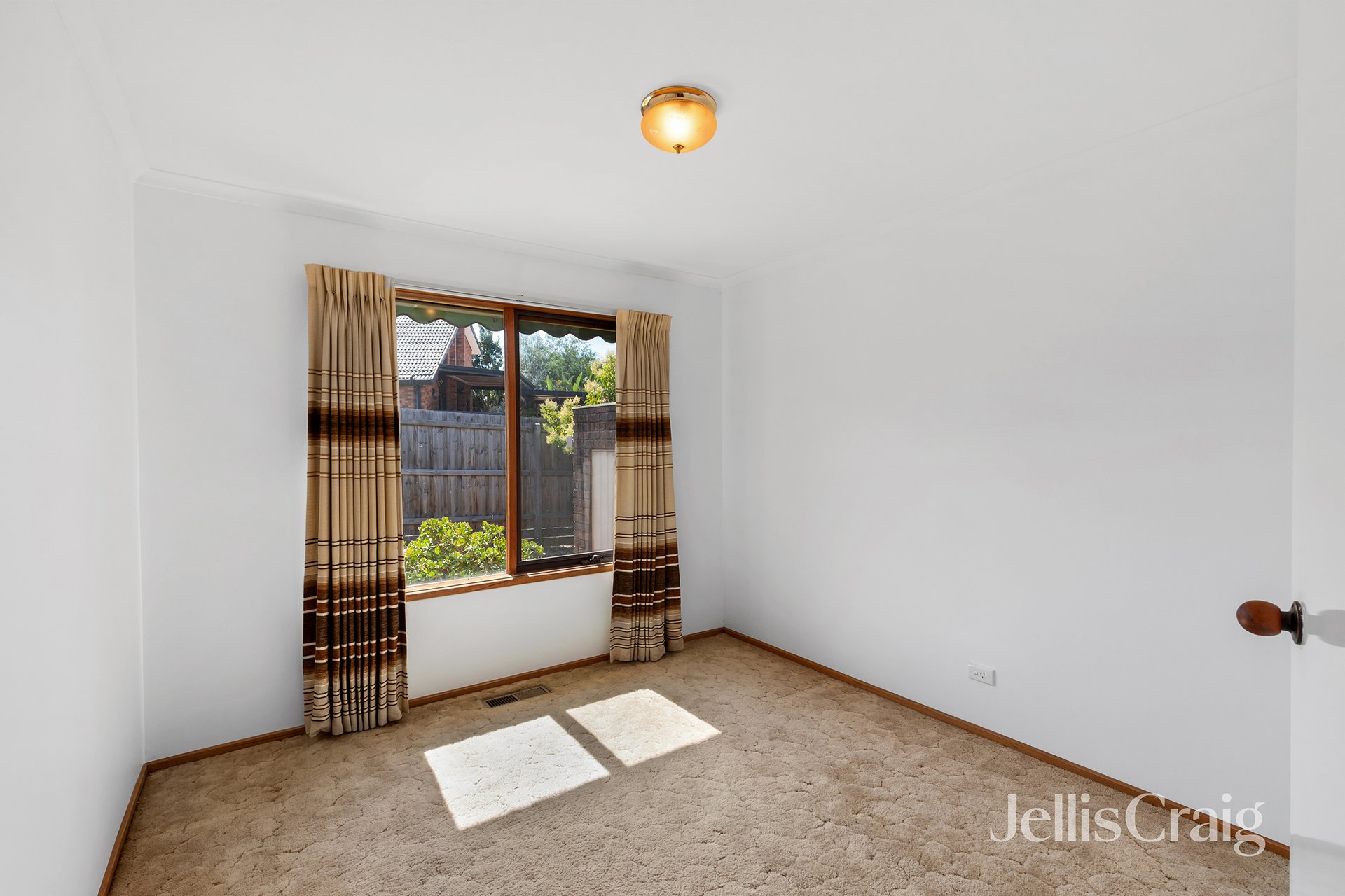 5/17 Frances Avenue, Greensborough image 7