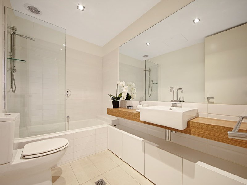 5/17 Pine Avenue, Elwood image 4