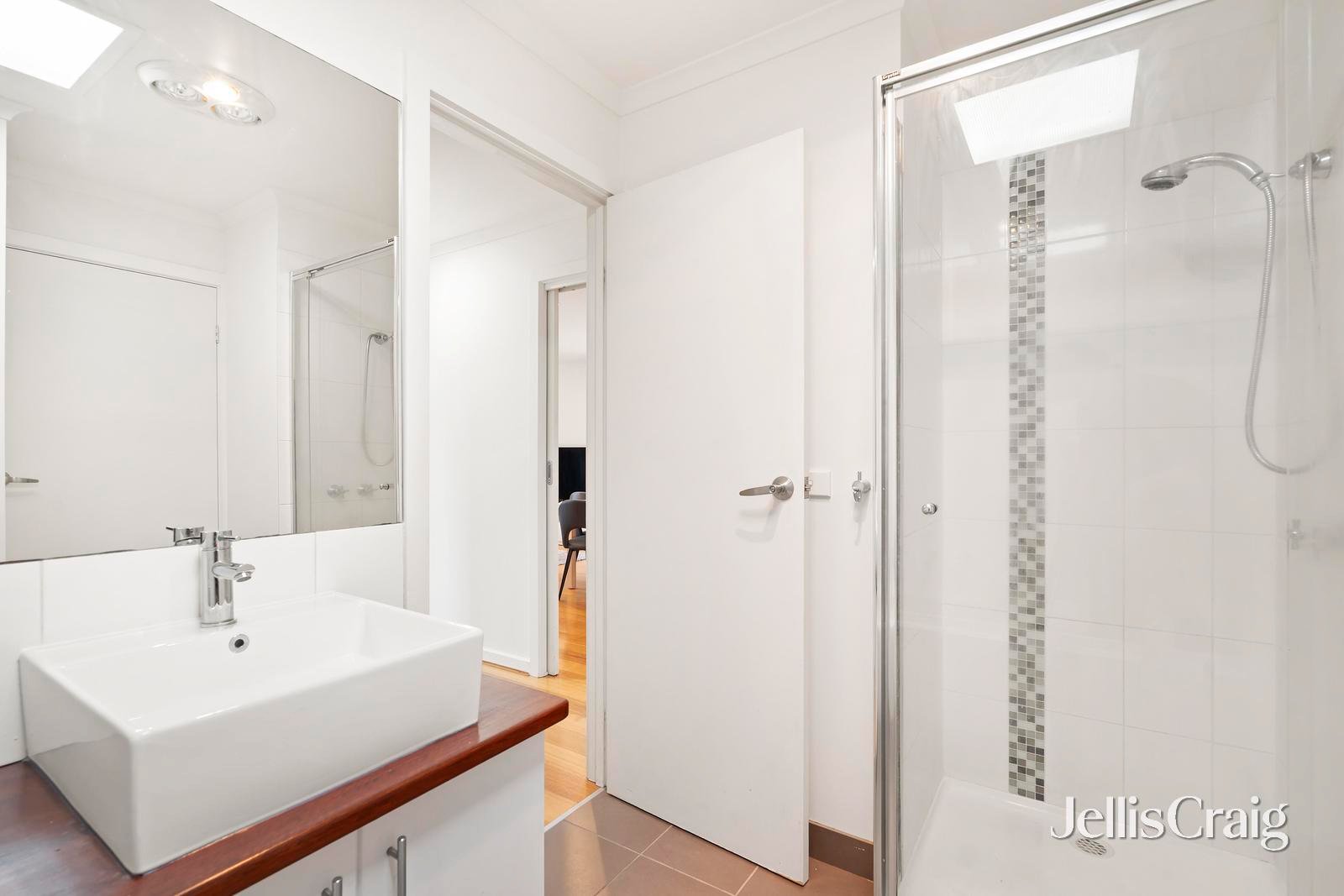 5/17 Silver Street, Eltham image 6