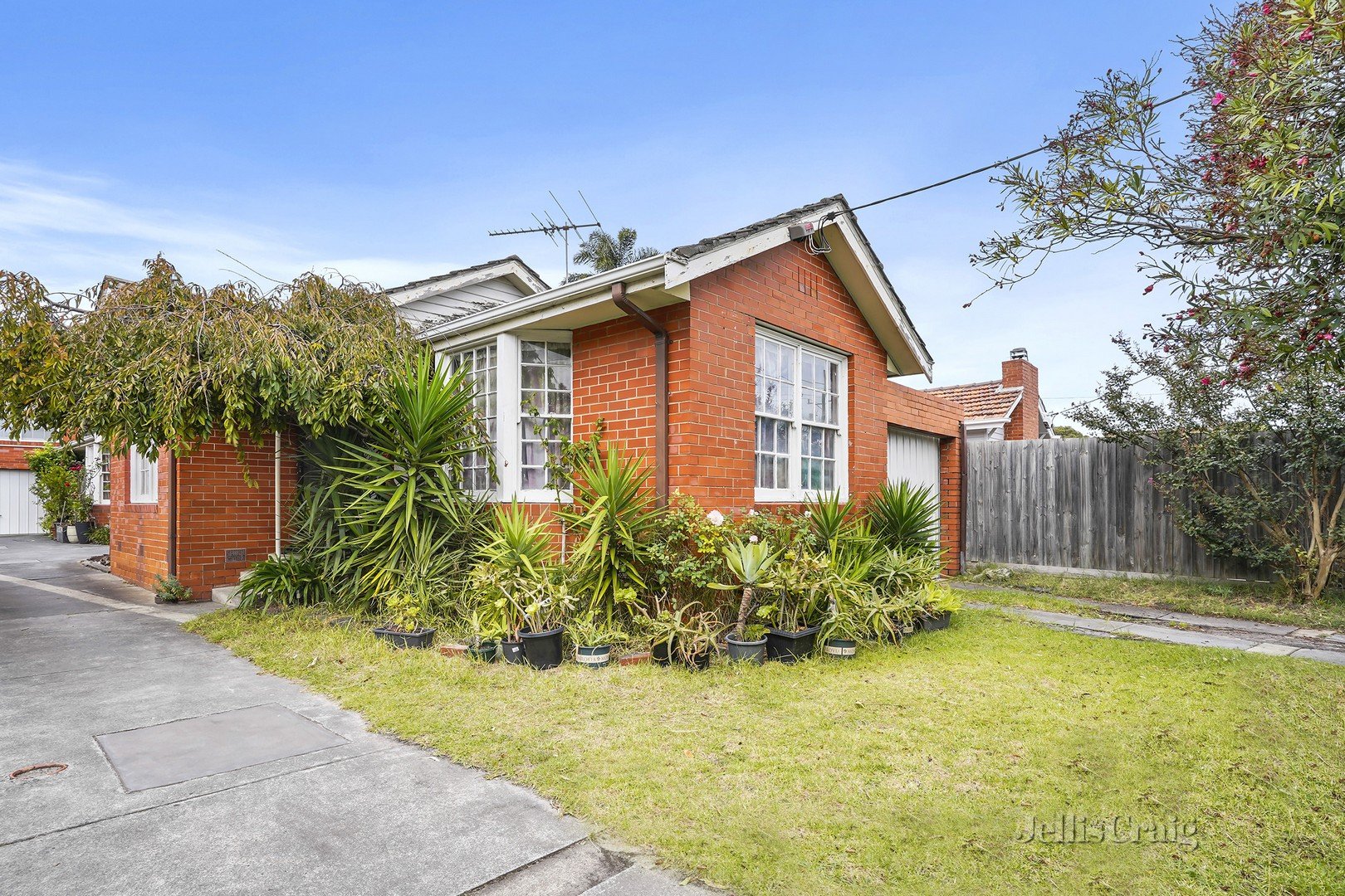 5/170 Warrigal Road, Mentone image 6