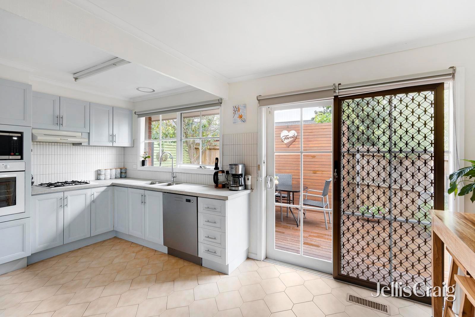 5/171 Waiora Road, Heidelberg Heights image 8