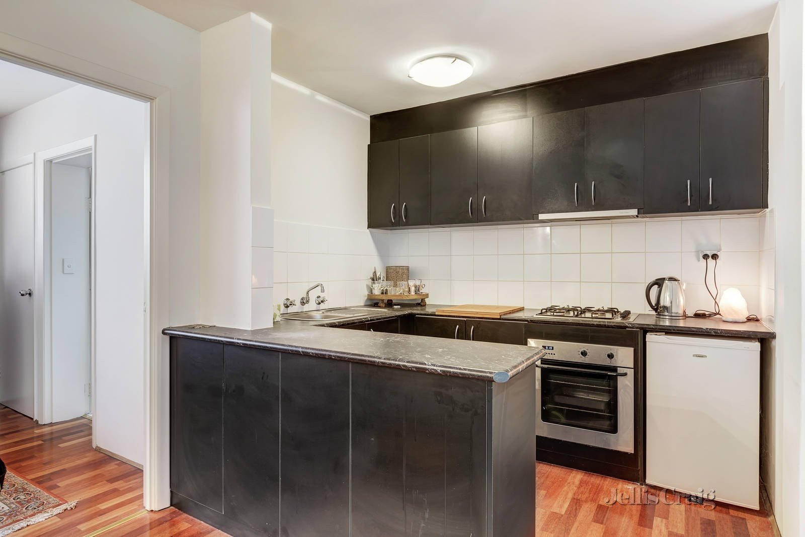 5/178 Toorak Road West, South Yarra image 2