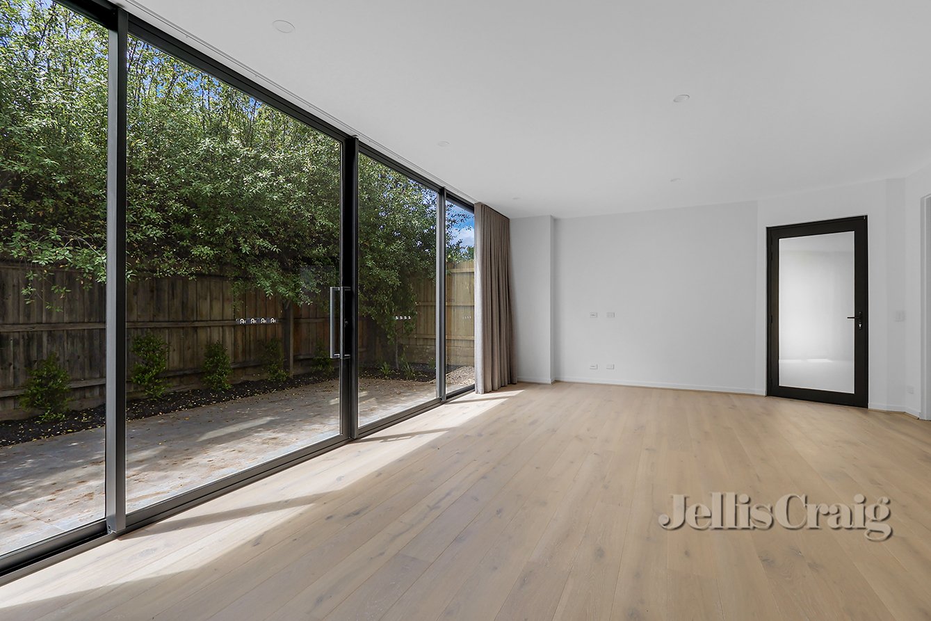 5/18 Becket Avenue, Bentleigh East image 2