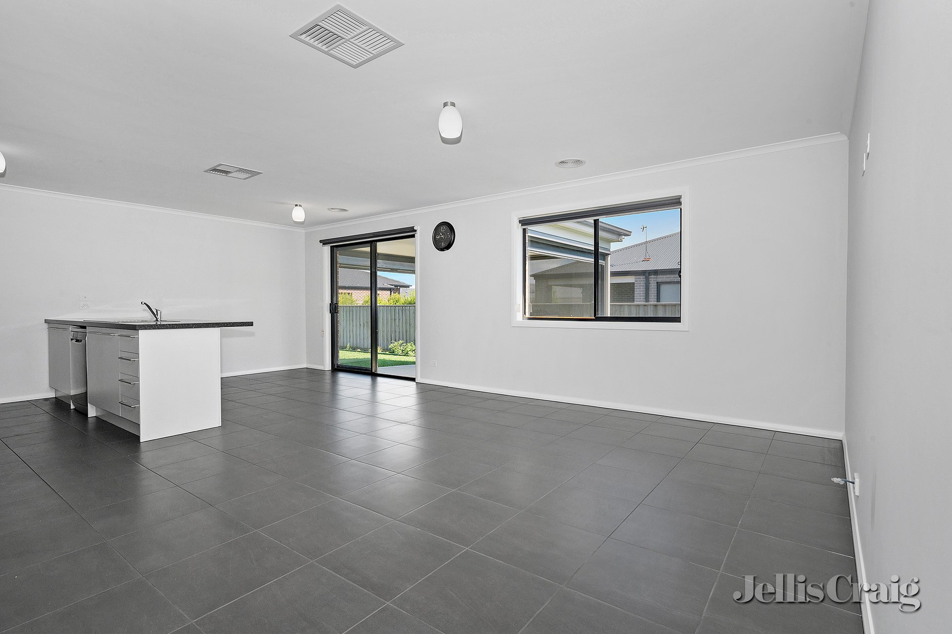 518 Wiltshire Lane, Winter&nbsp;Valley image 3