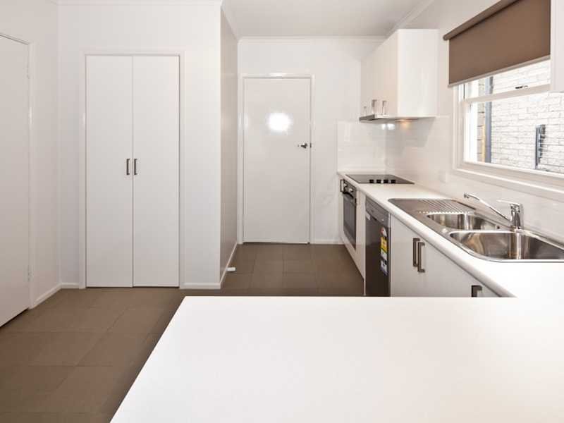 5/184 Noble Street, Newtown image 5
