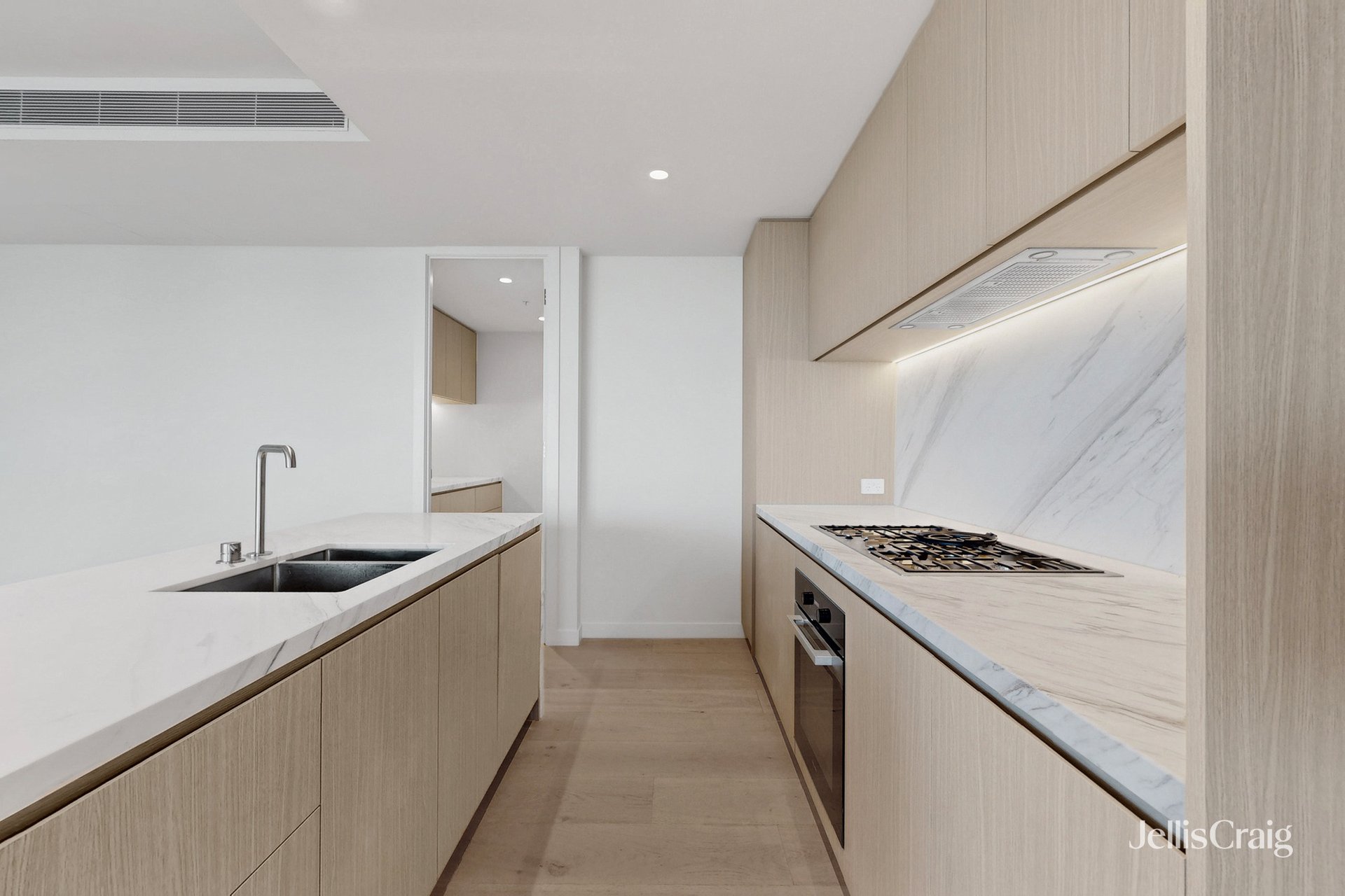 518/538 Epsom Road, Flemington image 2
