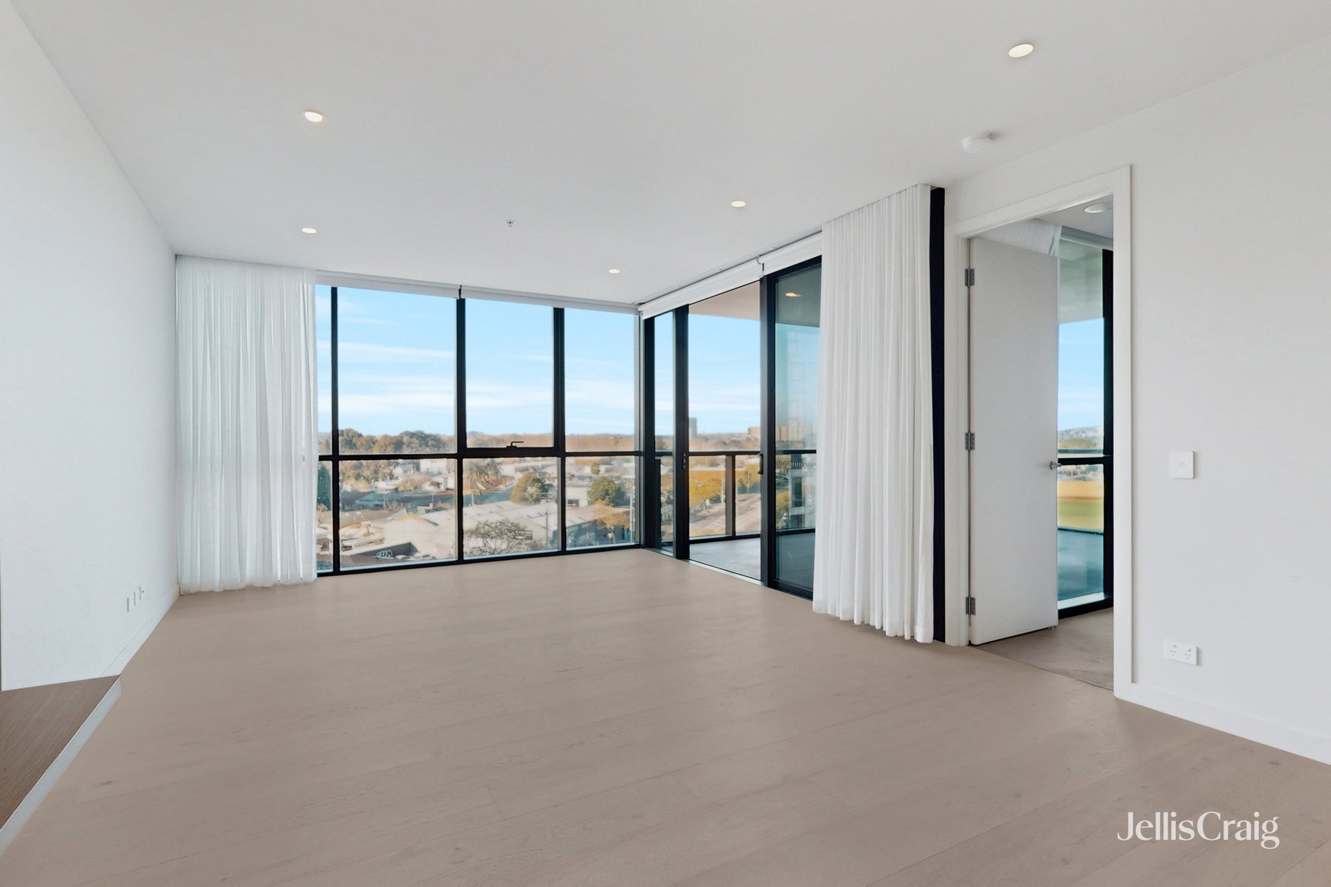 518/538 Epsom Road, Flemington image 6