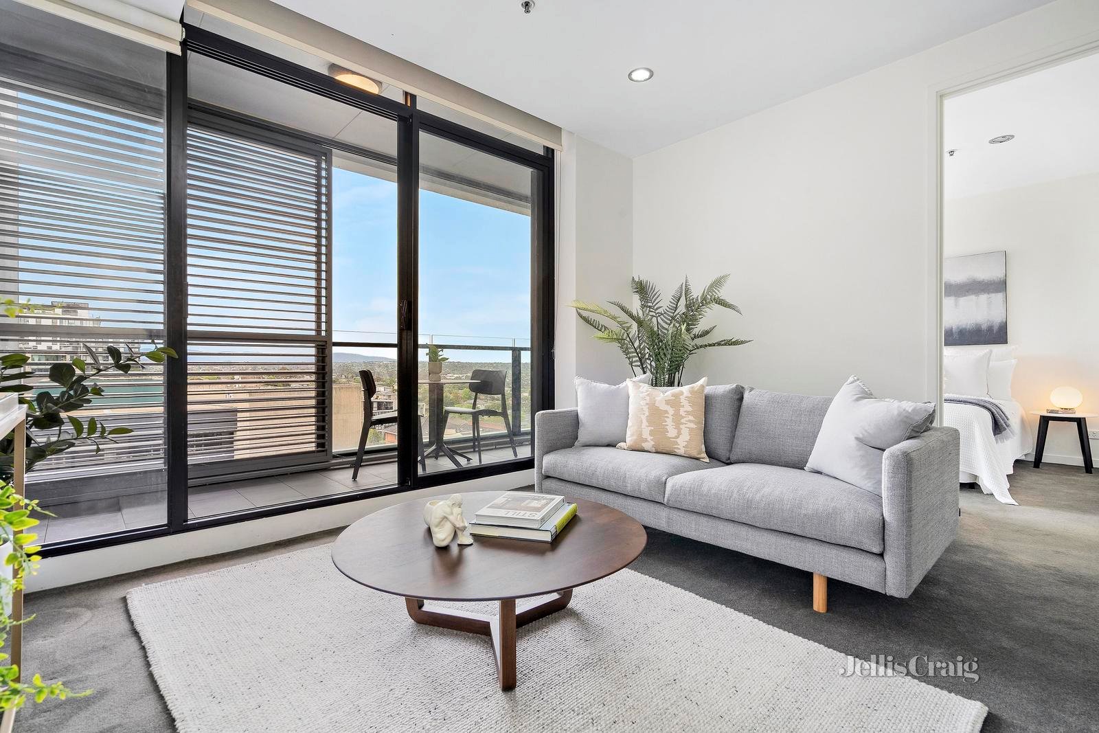 518/632 Doncaster Road, Doncaster image 3