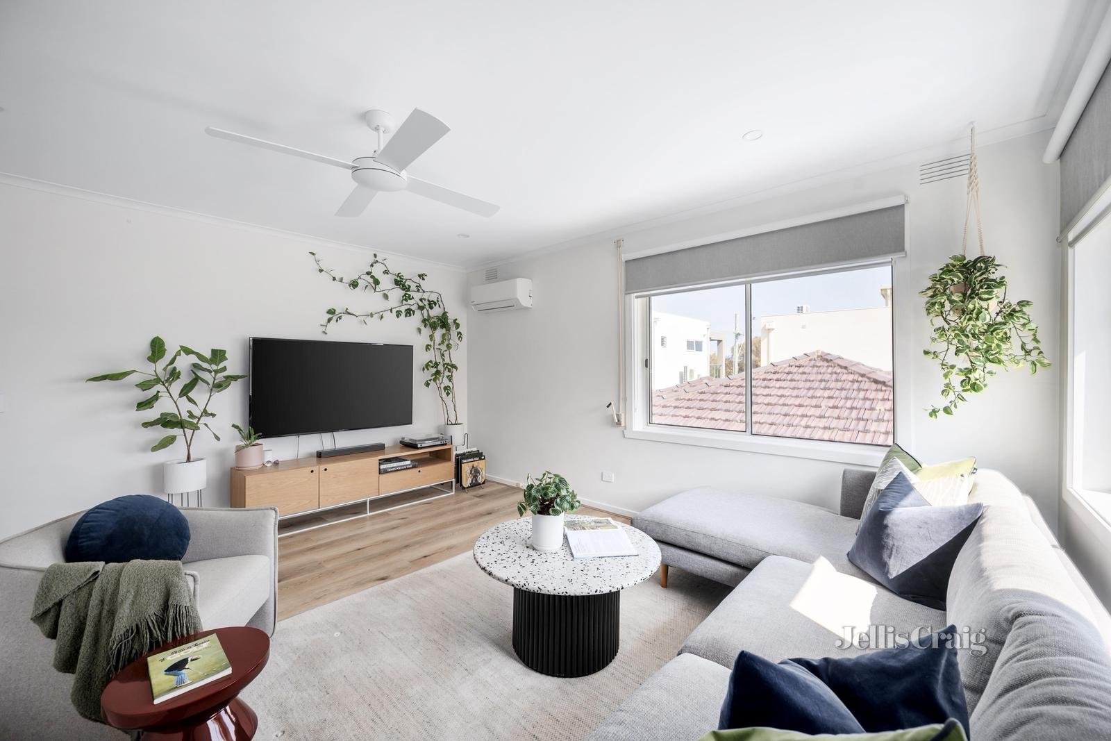 5/188 Beach Road, Mordialloc image 2